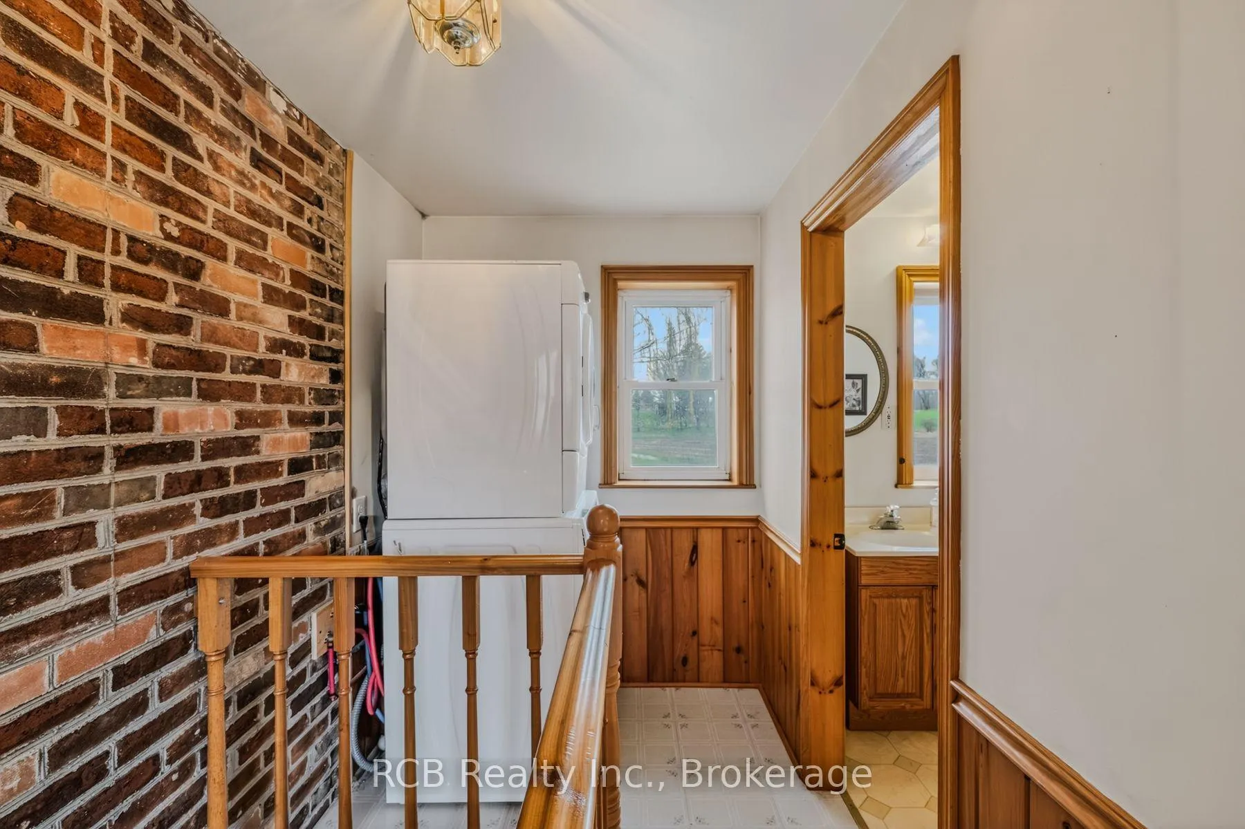 Photo 22 of 3531 Governors Road, Hamilton, Rural Flamborough — HOMEH