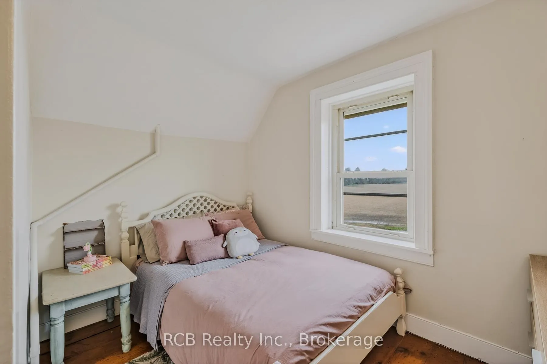 Photo 32 of 3531 Governors Road, Hamilton, Rural Flamborough — HOMEH