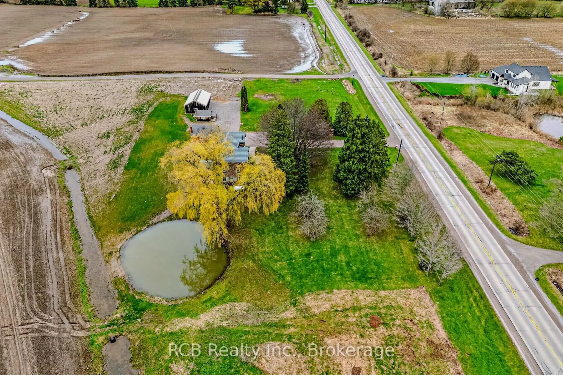 Photo 40 of 3531 Governors Road, Hamilton, Rural Flamborough — HOMEH