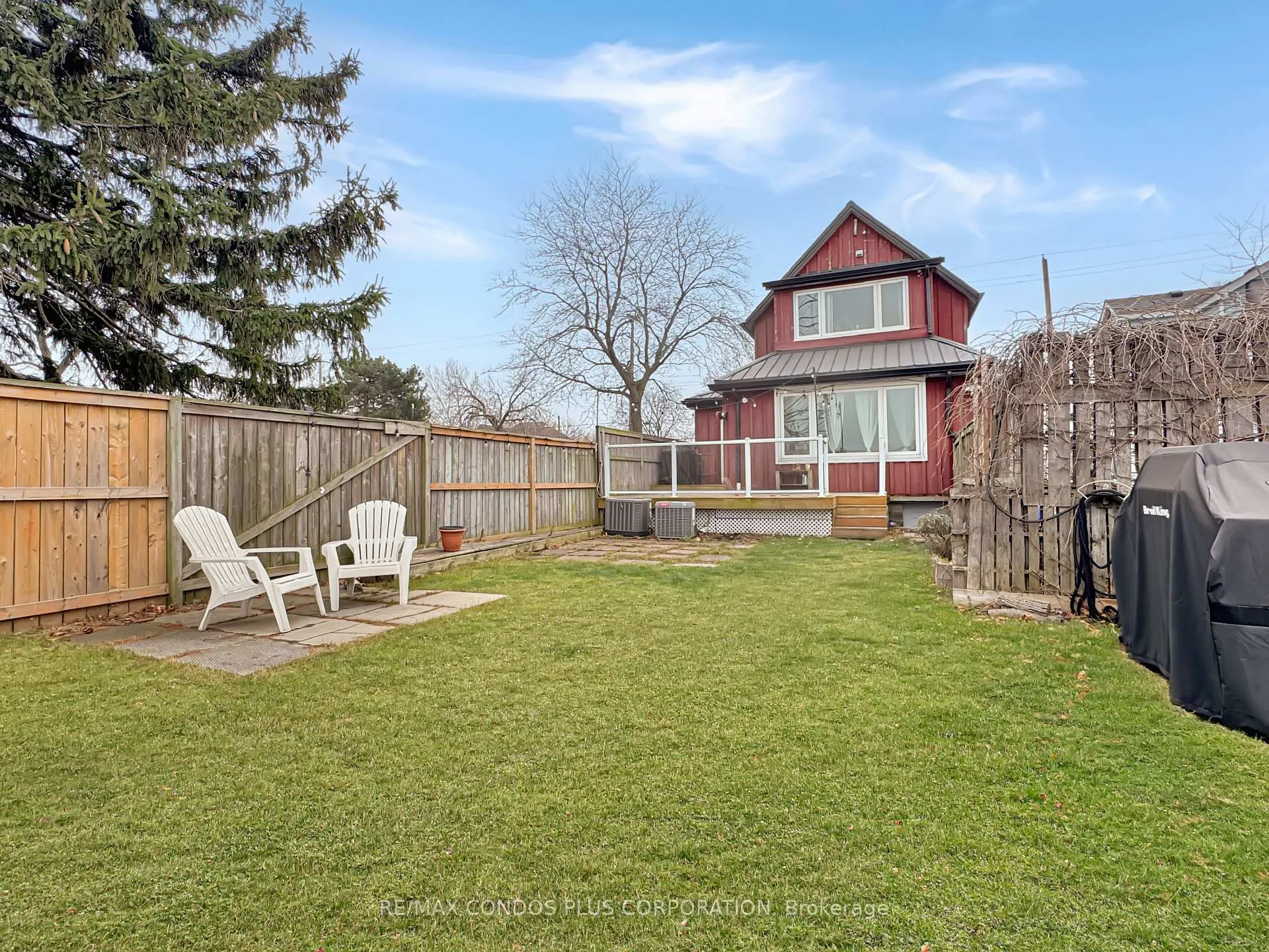 Photo 8 of 869 Beach Boulevard, Hamilton, Hamilton Beach — HOMEH
