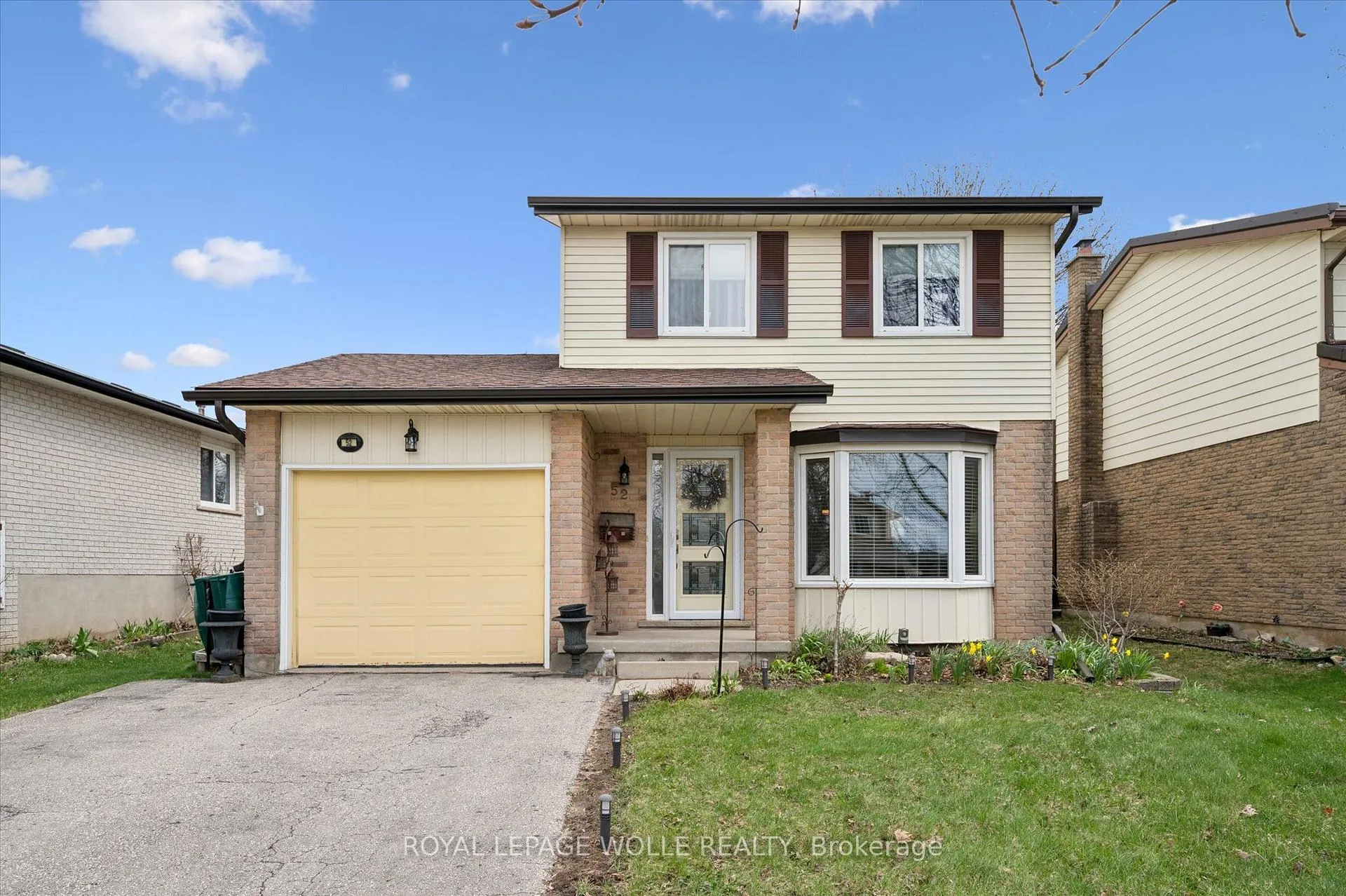 Photo 1 of 52 Tuerr Drive, Kitchener — HOMEH