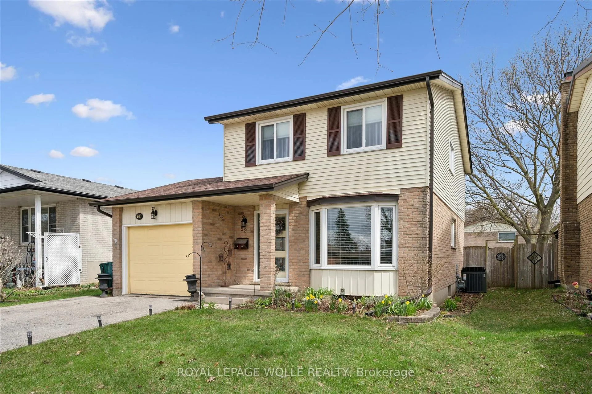 Photo 3 of 52 Tuerr Drive, Kitchener — HOMEH