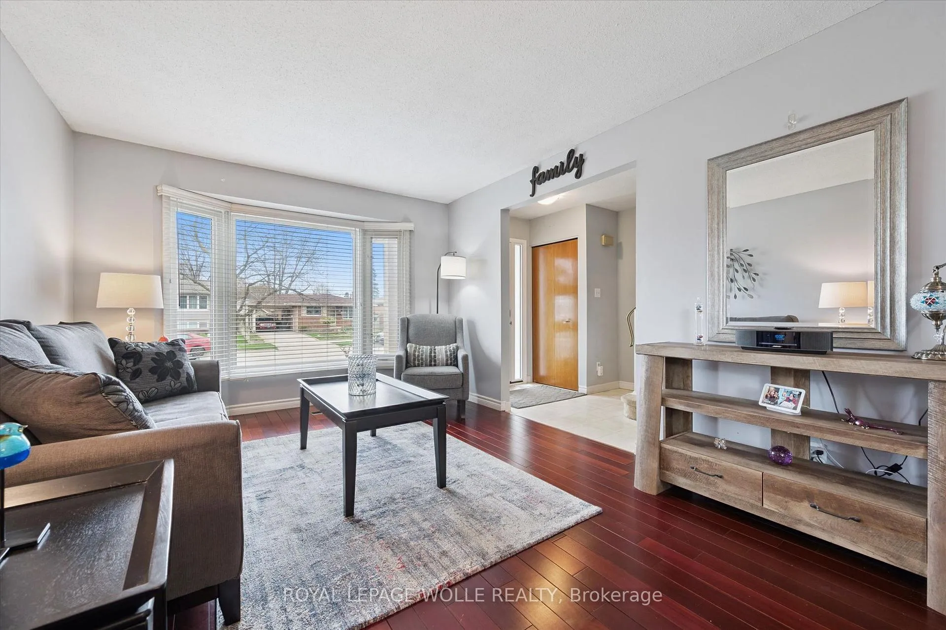 Photo 10 of 52 Tuerr Drive, Kitchener — HOMEH