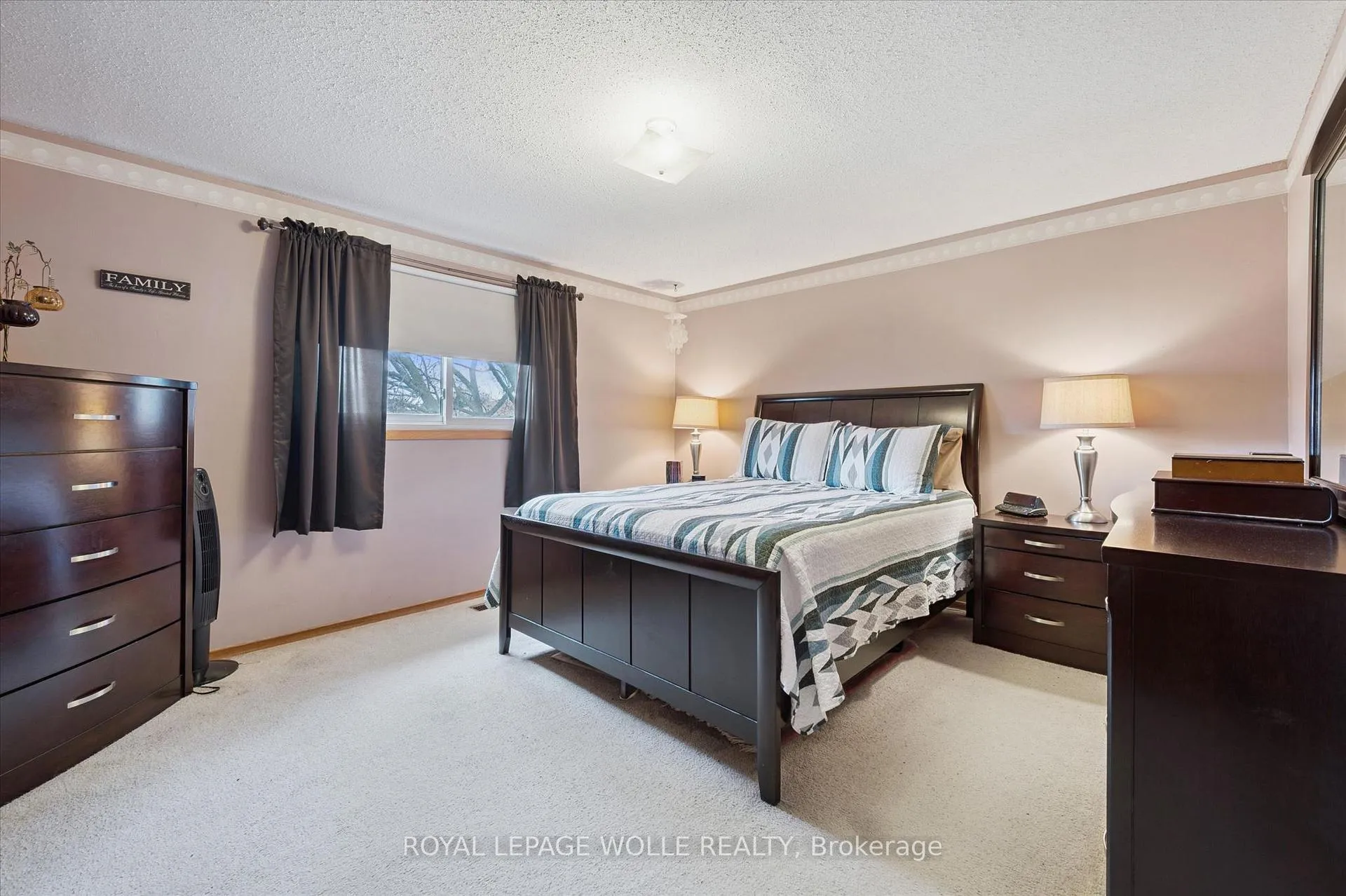 Photo 24 of 52 Tuerr Drive, Kitchener — HOMEH