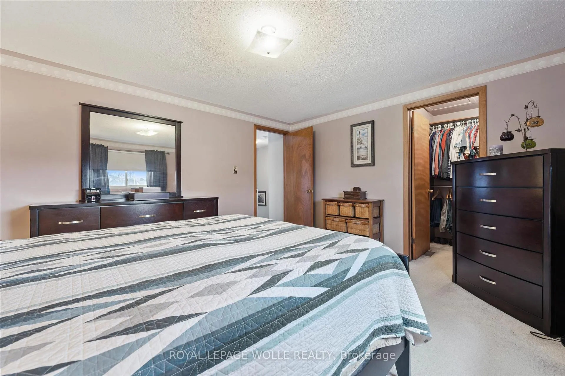 Photo 25 of 52 Tuerr Drive, Kitchener — HOMEH