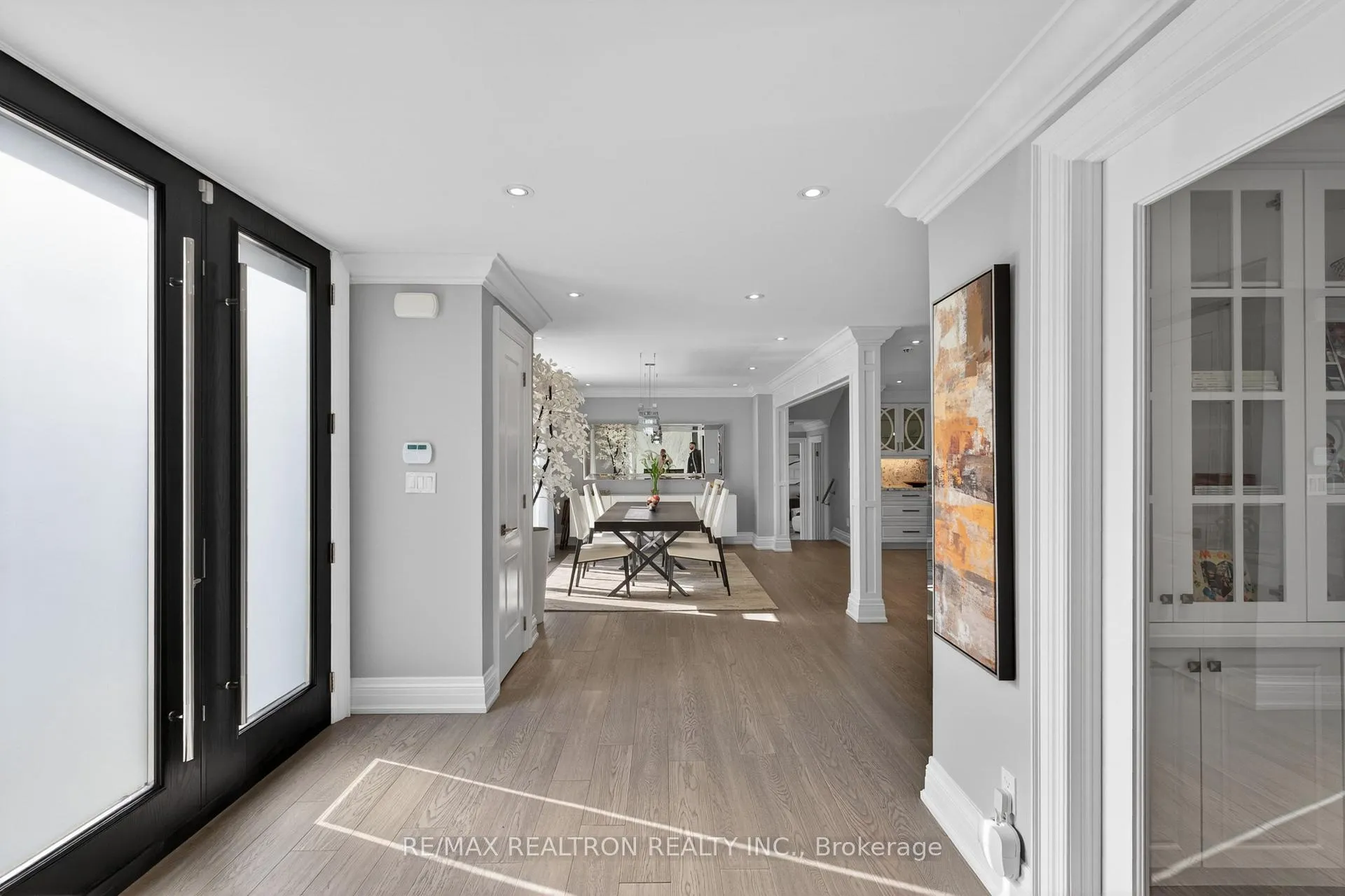 Photo 8 of 3 Rosea Court, Markham, Bayview Glen — HOMEH