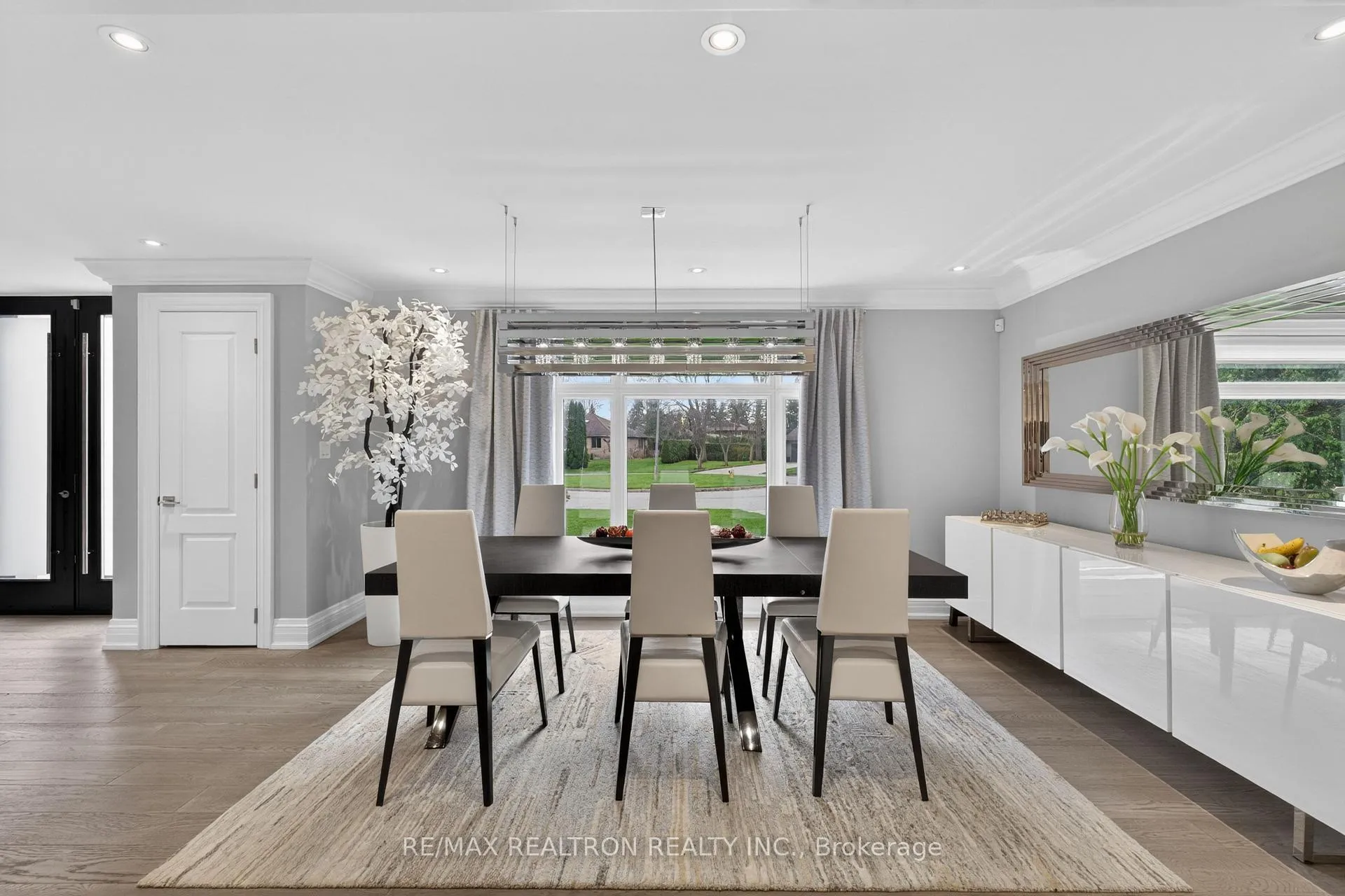 Photo 11 of 3 Rosea Court, Markham, Bayview Glen — HOMEH