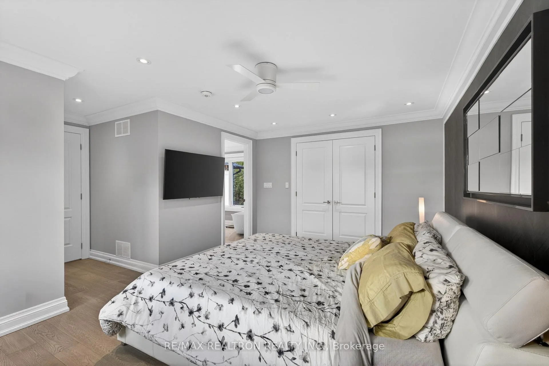 Photo 24 of 3 Rosea Court, Markham, Bayview Glen — HOMEH