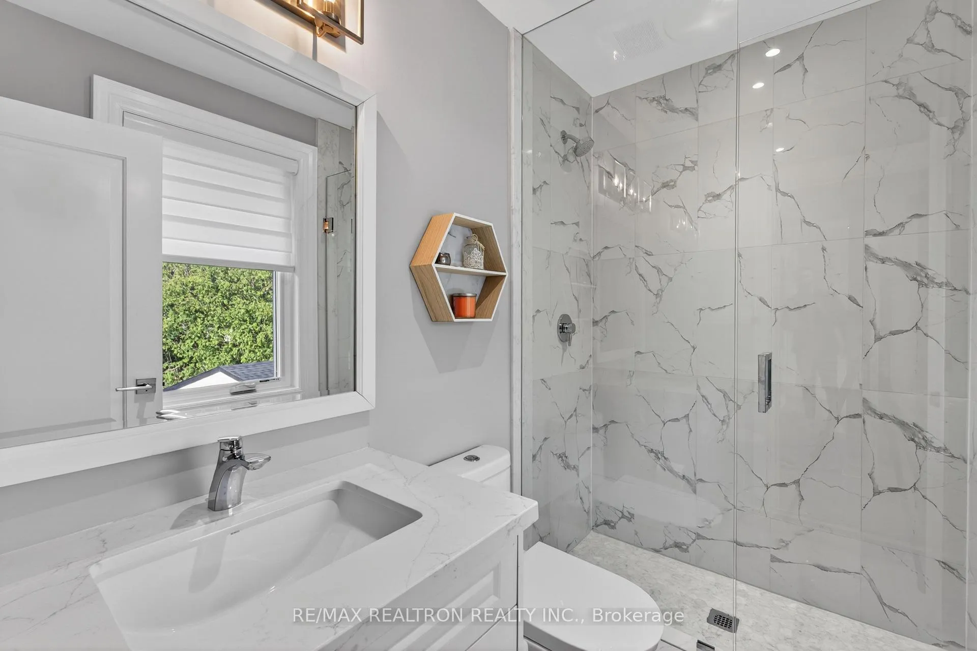 Photo 30 of 3 Rosea Court, Markham, Bayview Glen — HOMEH