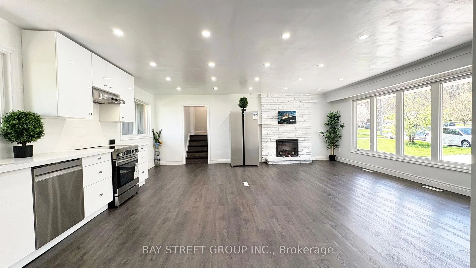 Photo 7 of 23 Glenbarr Road, St. Catharines, Glendale/Glenridge — HOMEH