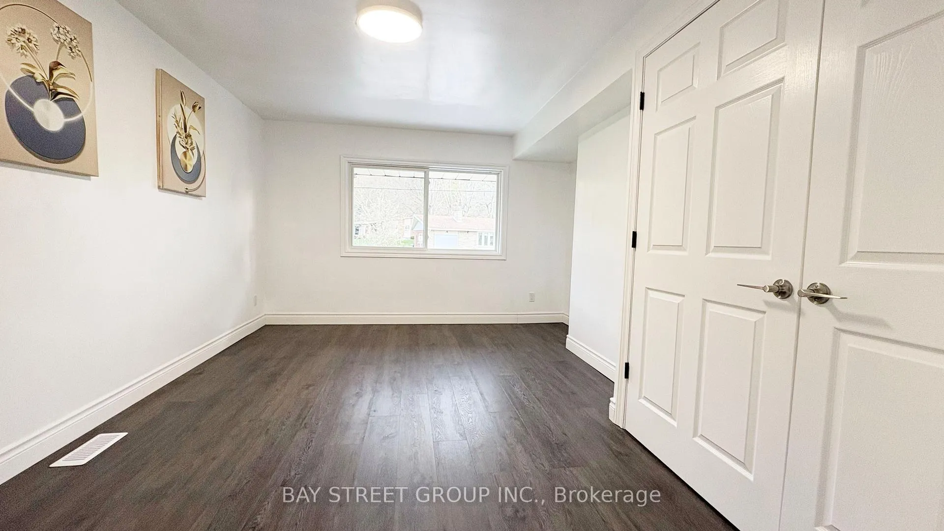 Photo 15 of 23 Glenbarr Road, St. Catharines, Glendale/Glenridge — HOMEH