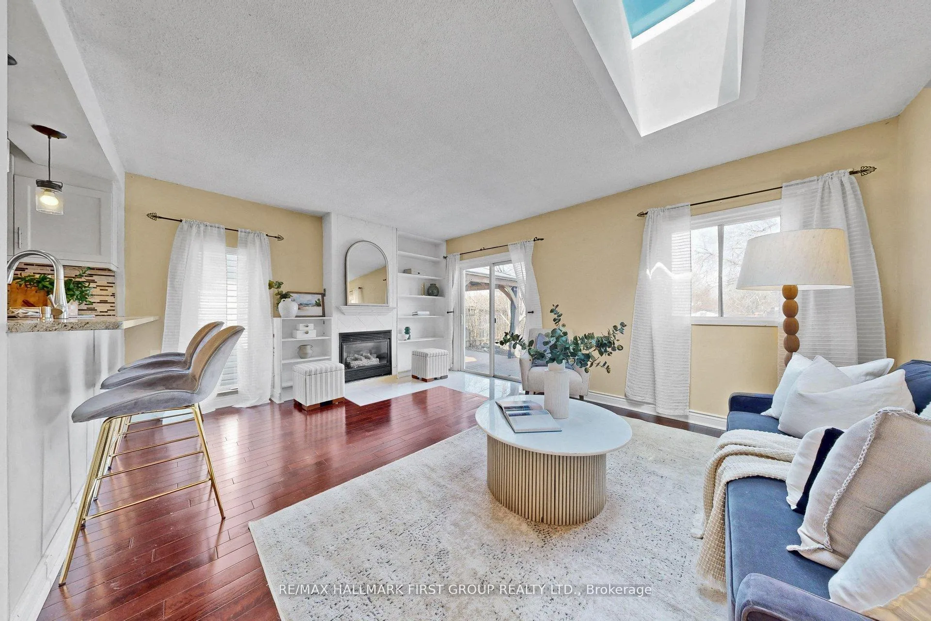 Photo 17 of 103 Nancy Mccredie Drive, Brampton, Brampton West — HOMEH