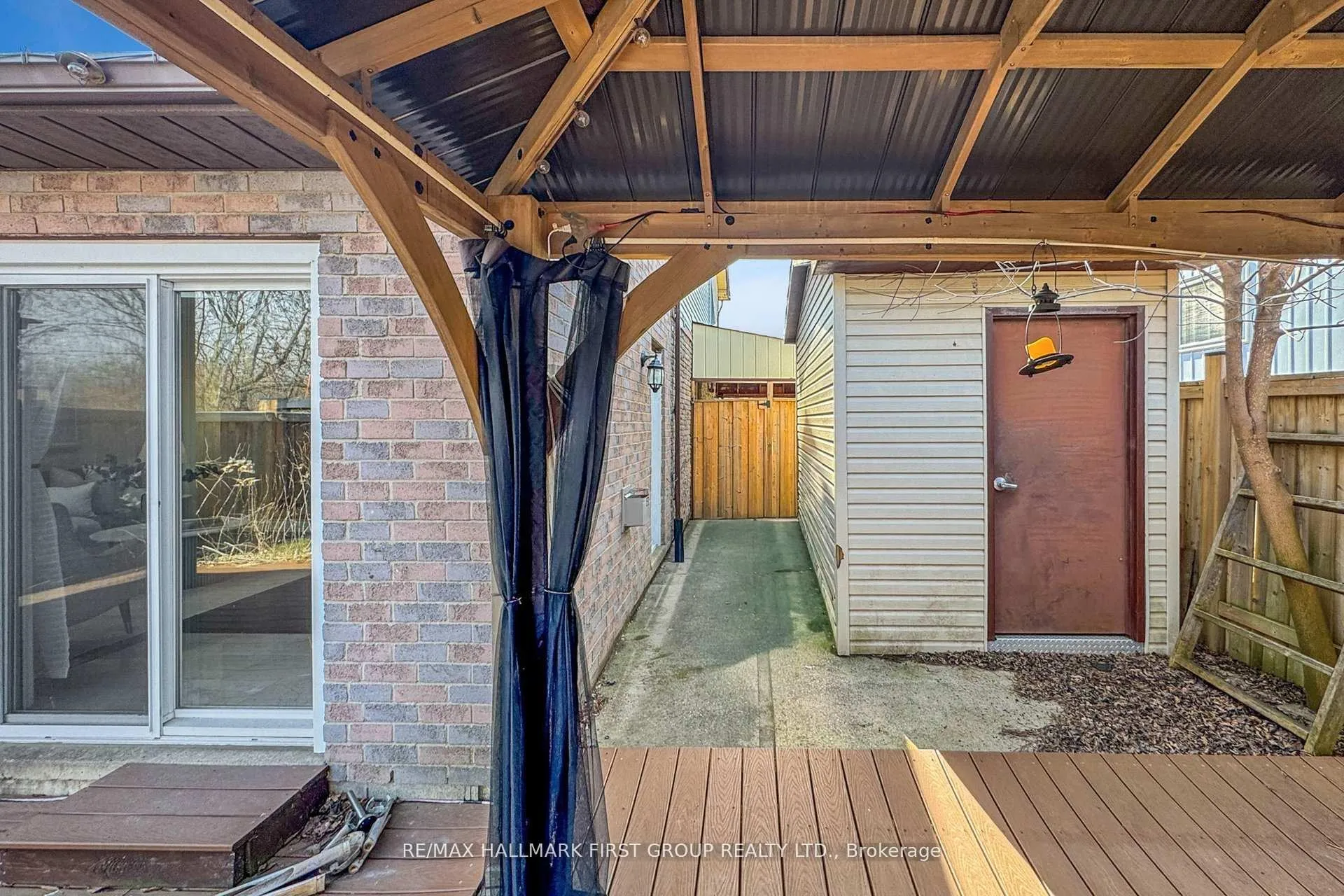 Photo 43 of 103 Nancy Mccredie Drive, Brampton, Brampton West — HOMEH