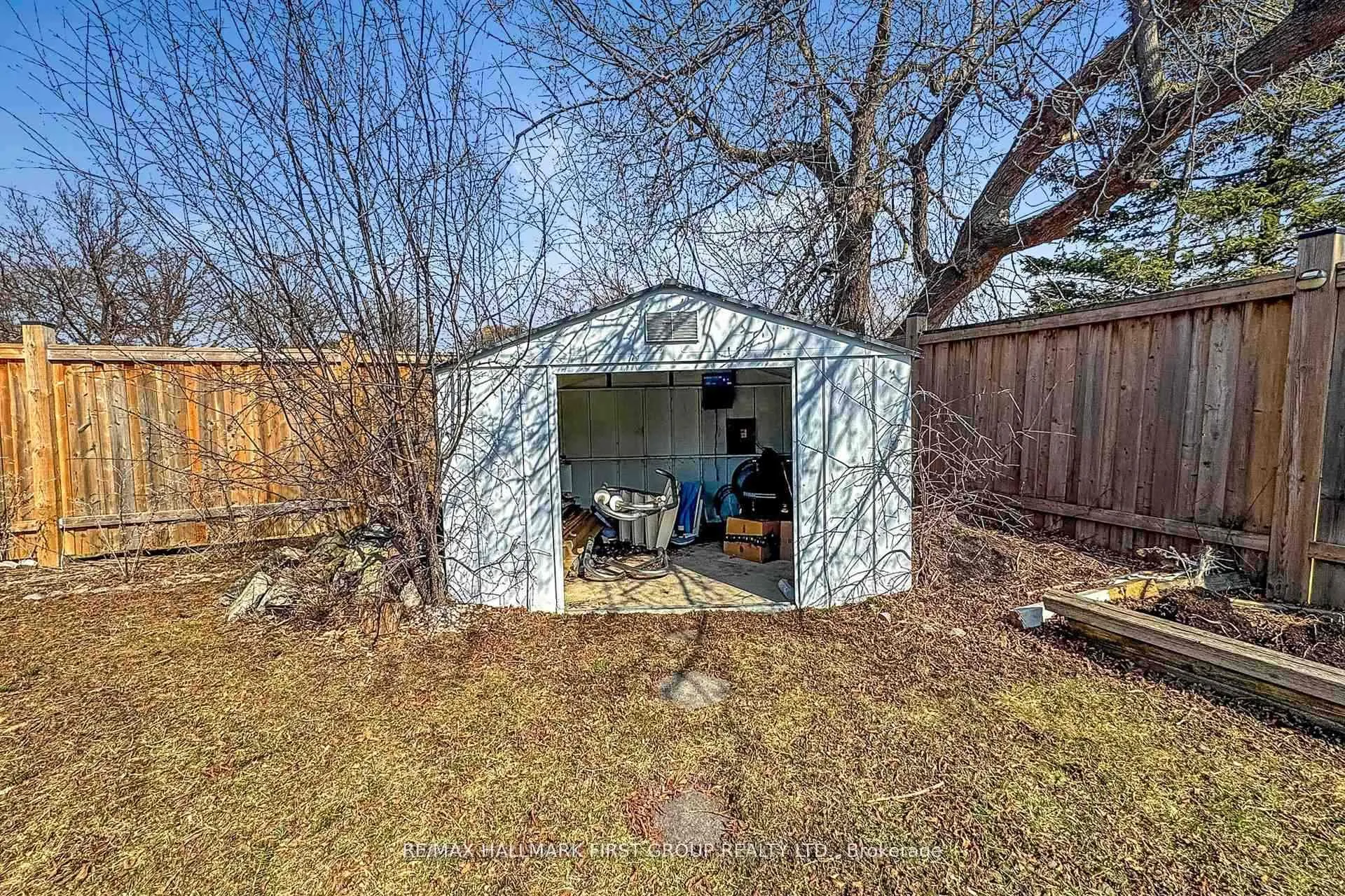 Photo 47 of 103 Nancy Mccredie Drive, Brampton, Brampton West — HOMEH