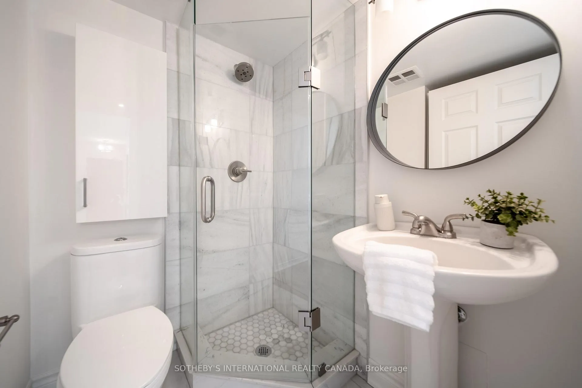 Photo 12 of Unit 1105, 230 King Street E, Toronto, Moss Park — HOMEH