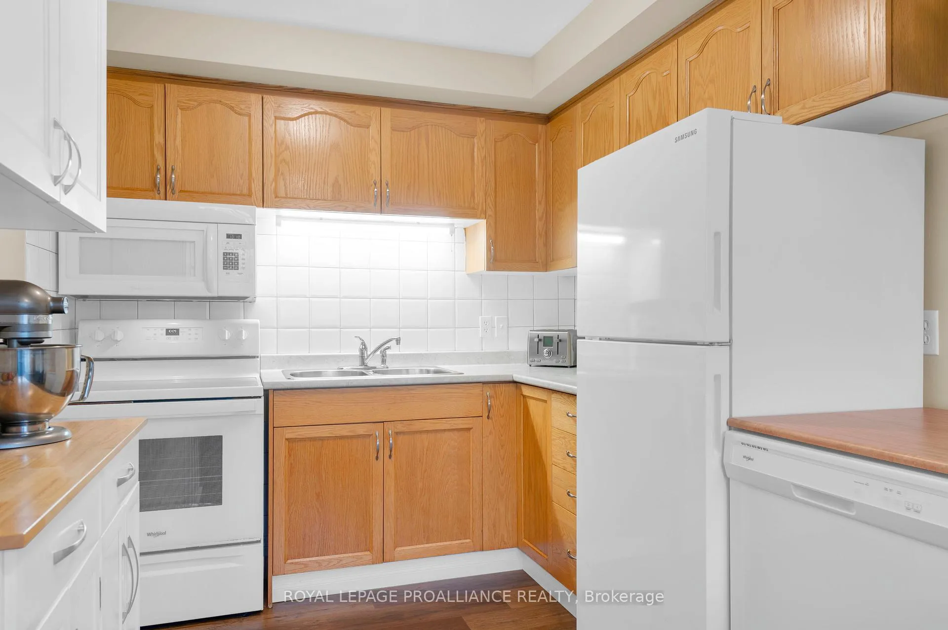 Photo 9 of Unit 31, 17 Tracey Park Drive, Belleville, Belleville Ward — HOMEH