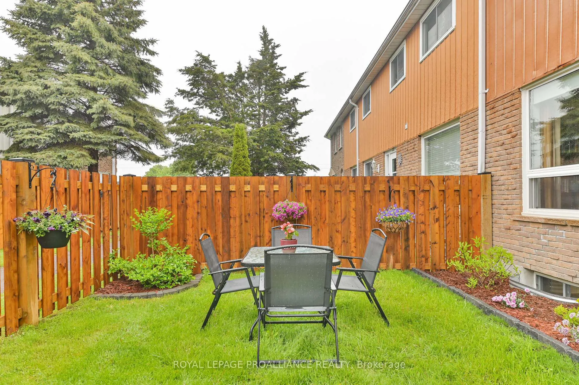 Photo 27 of Unit 31, 17 Tracey Park Drive, Belleville, Belleville Ward — HOMEH