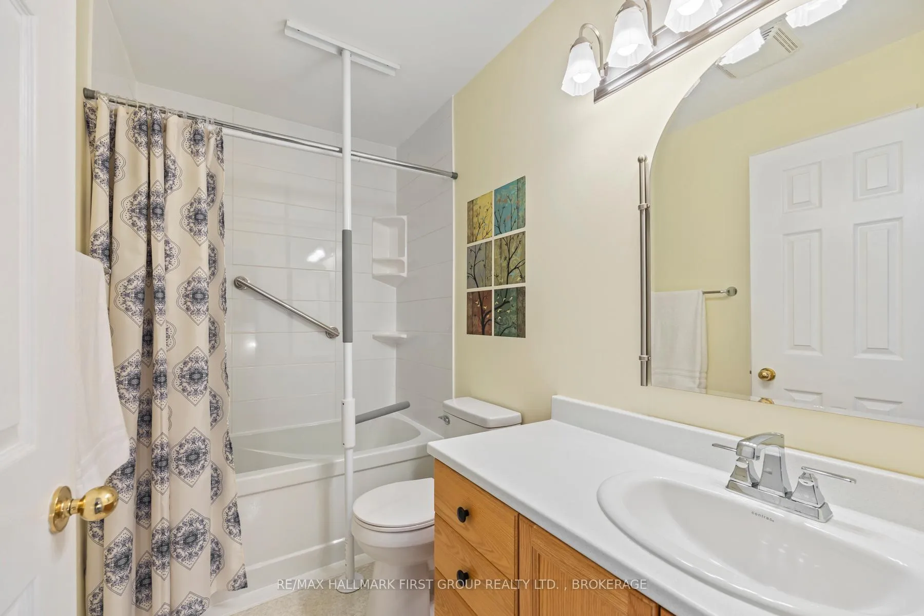Photo 20 of 979 Rainbow Crescent, Kingston, Kingston East (Incl Barret Crt) — HOMEH