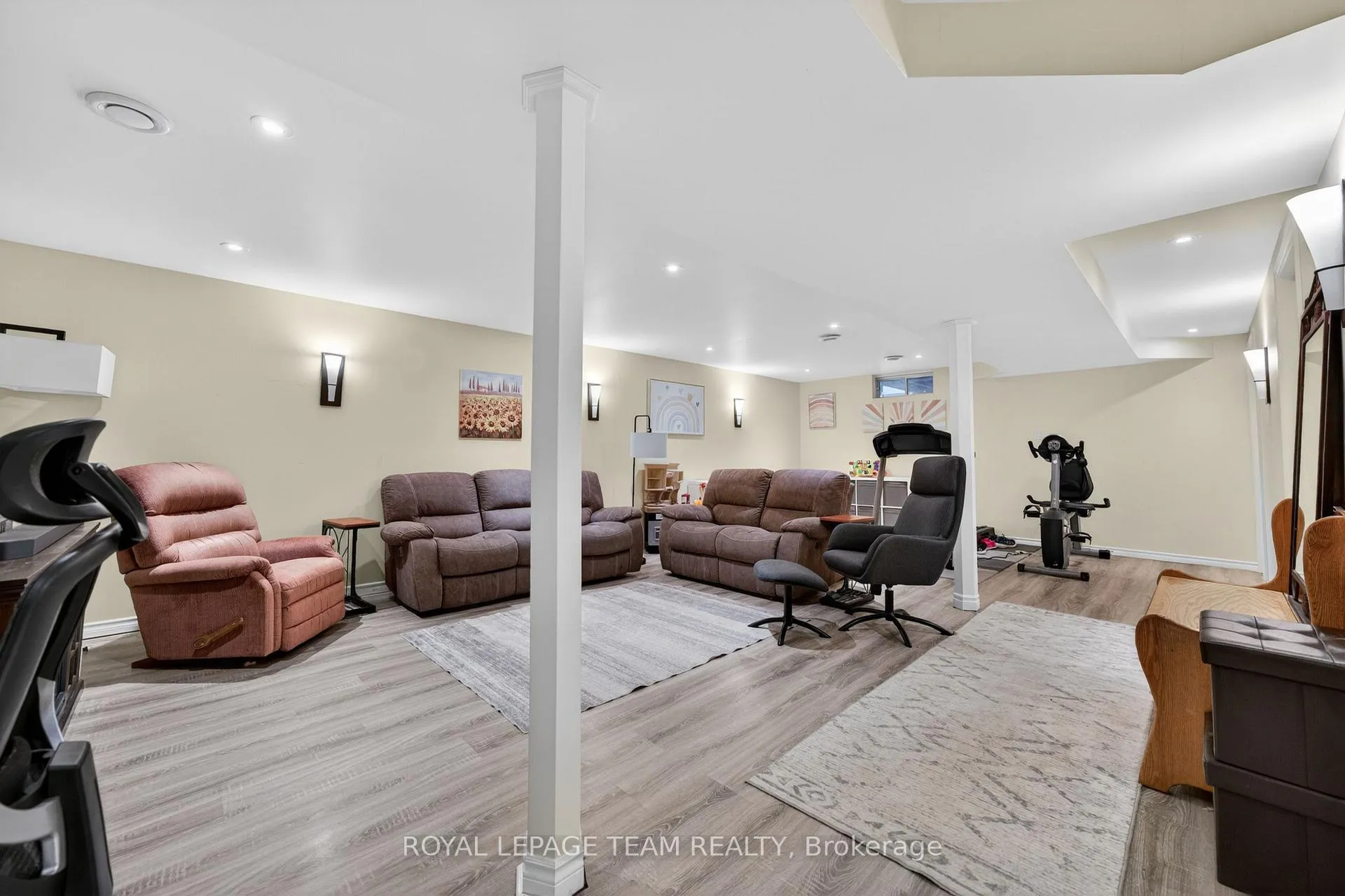 Photo 38 of 161 Springwater Drive, Ottawa, Kanata - Bridlewood — HOMEH