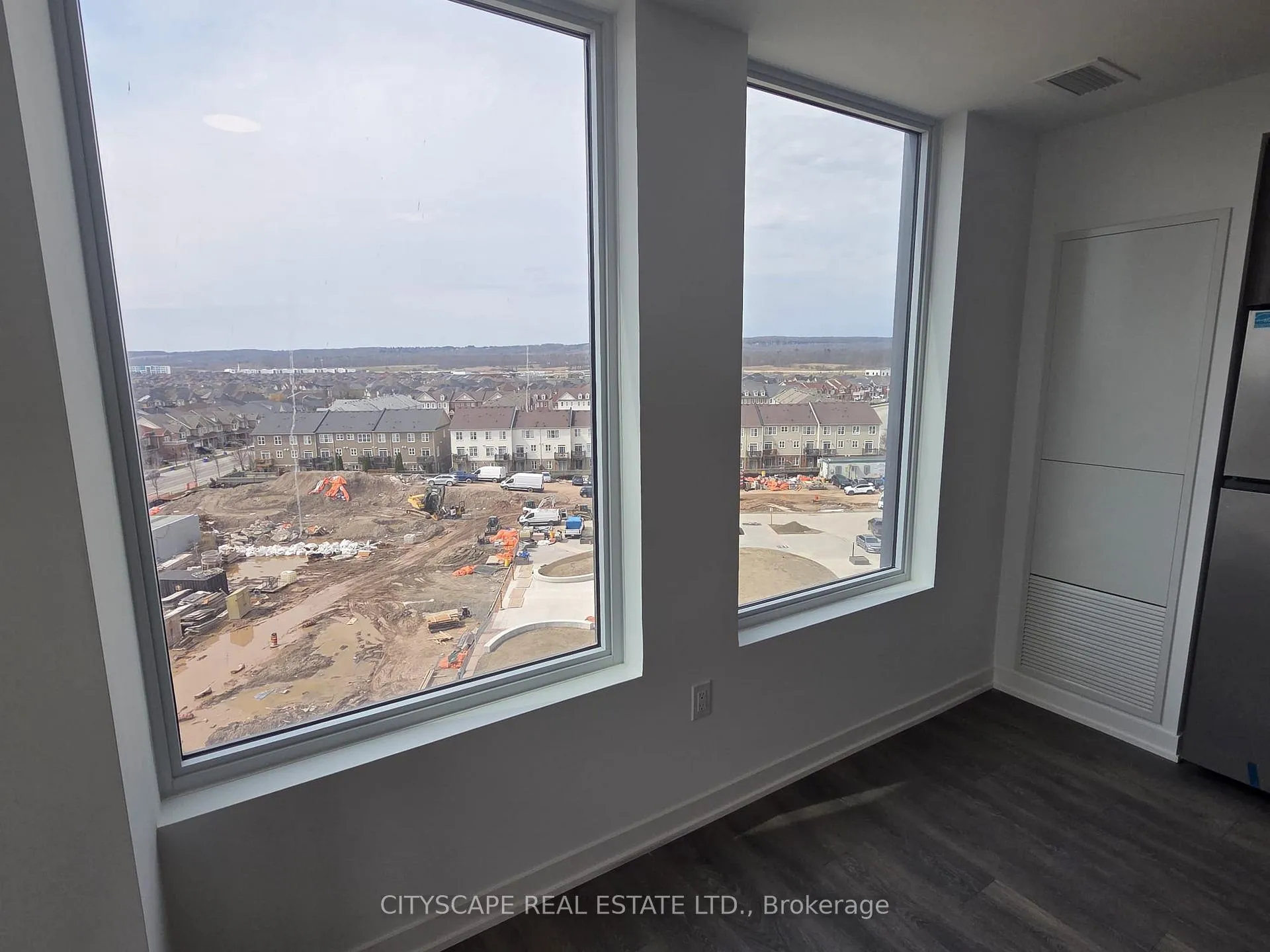 Photo 11 of Unit C709, 4878 Powers Common, Burlington, Appleby — HOMEH