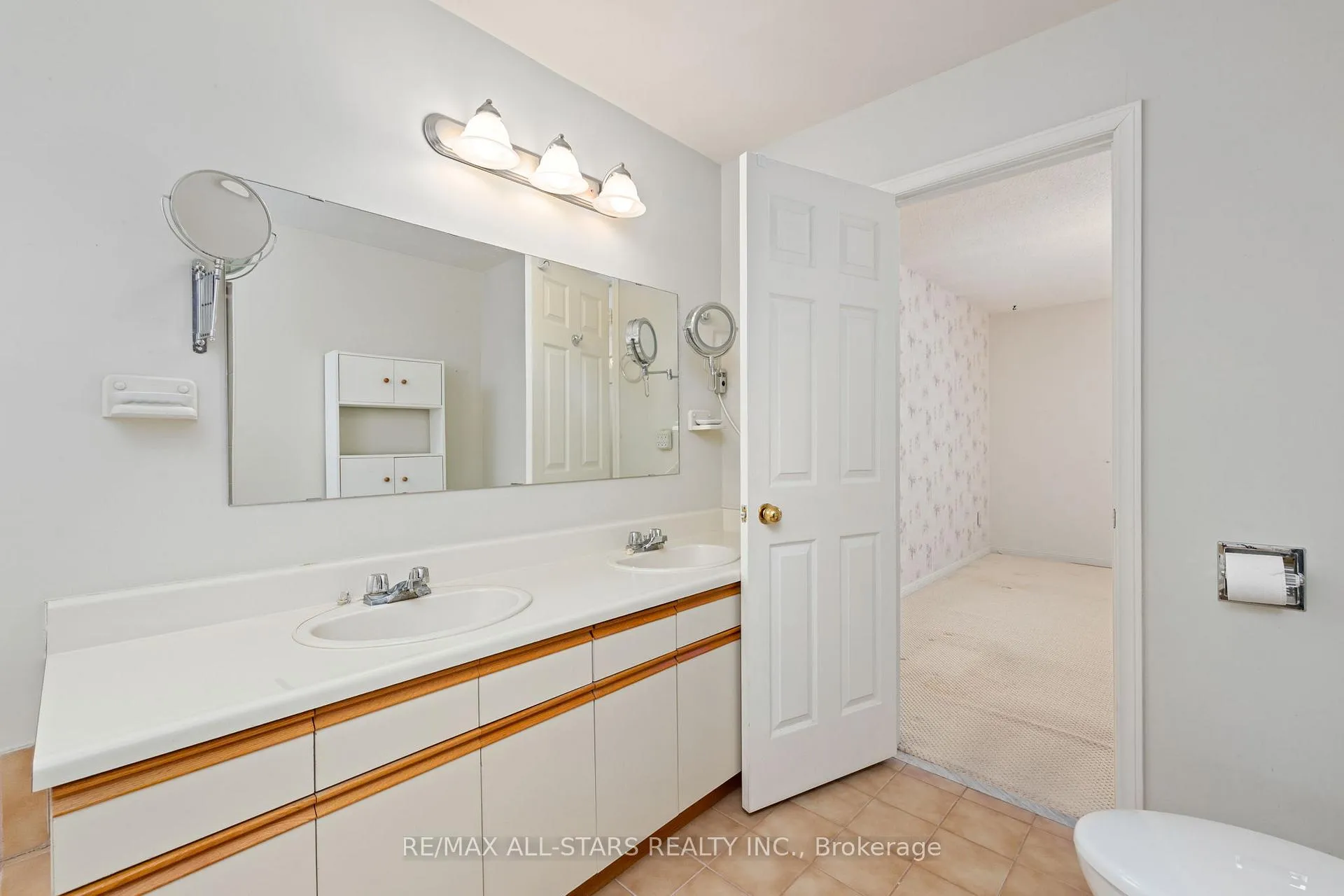 Photo 21 of 3 Bryant Road, Markham, Markham Village — HOMEH