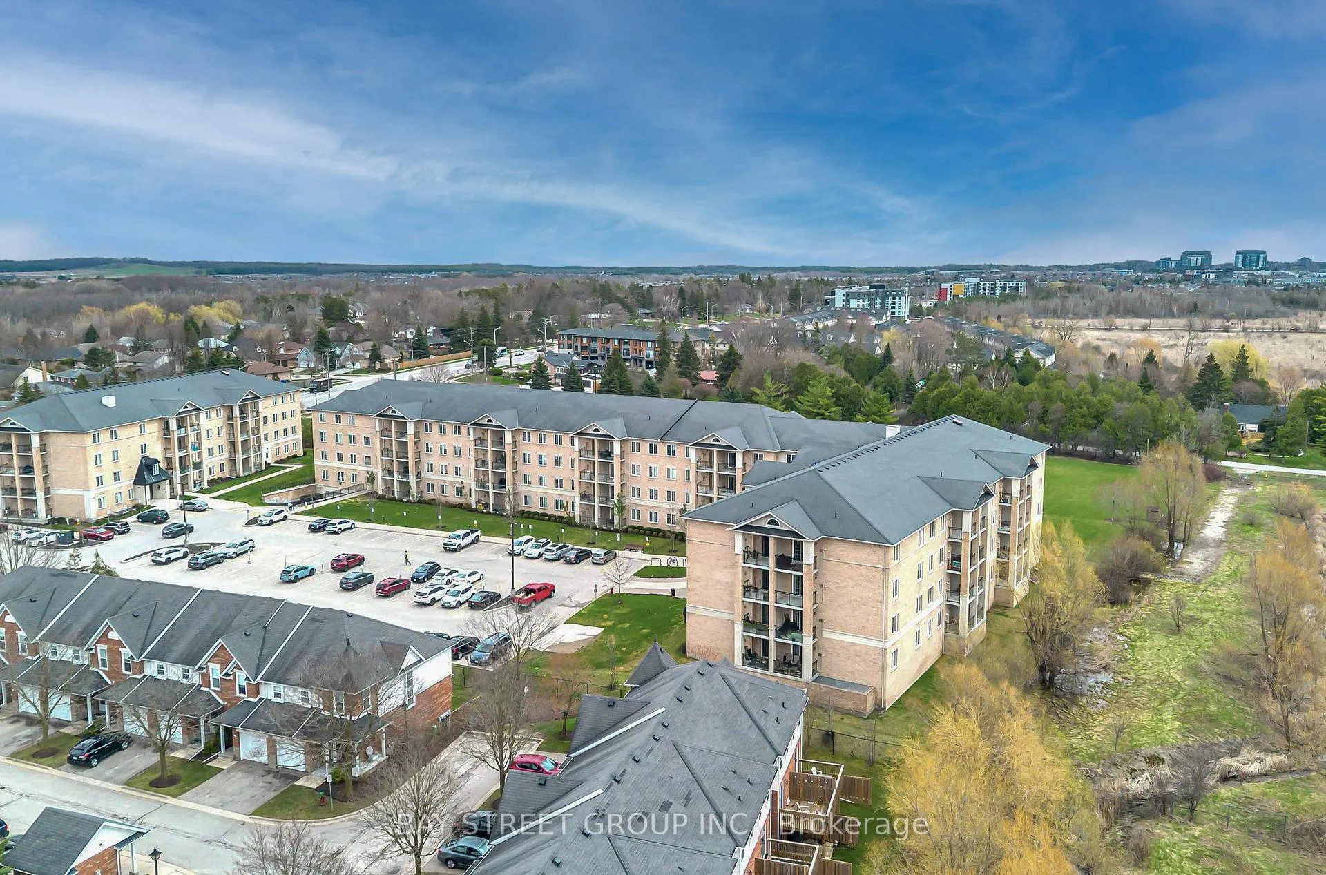 Photo 35 of Unit 132, 1077 Gordon Street, Guelph, Kortright West — HOMEH