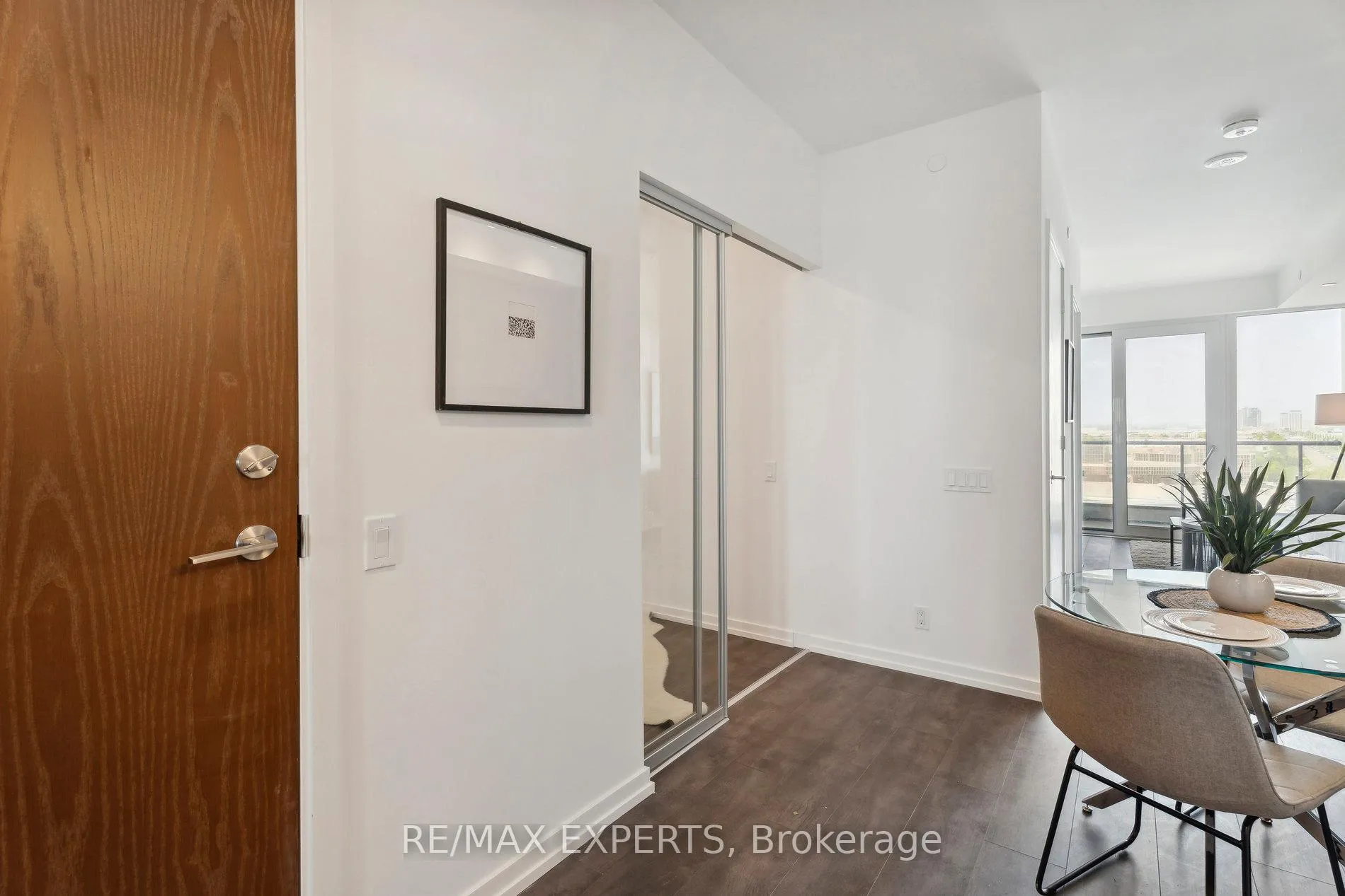Photo 7 of Unit 907, 7890 Jane Street, Vaughan, Vaughan Corporate Centre — HOMEH