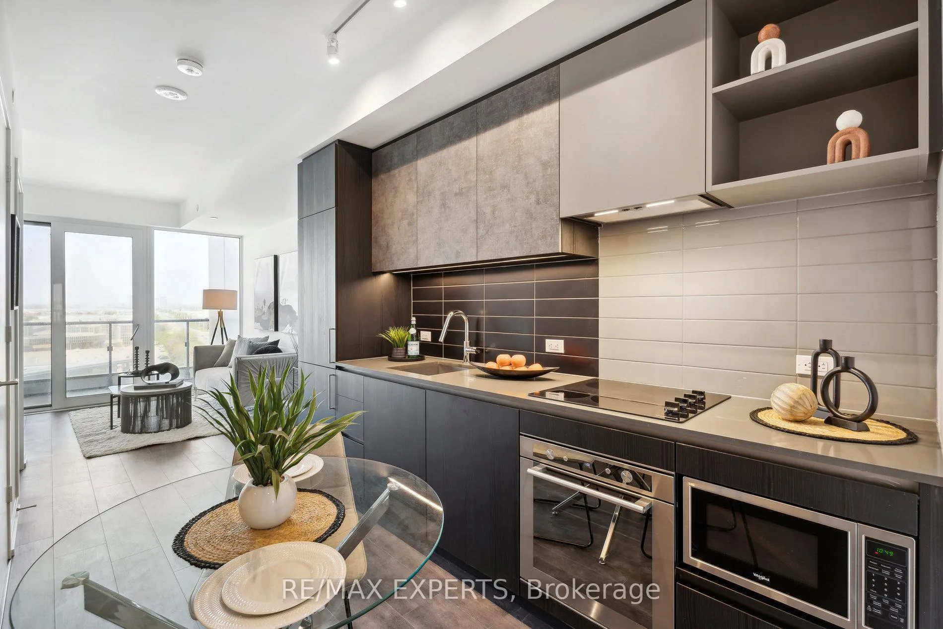 Photo 18 of Unit 907, 7890 Jane Street, Vaughan, Vaughan Corporate Centre — HOMEH