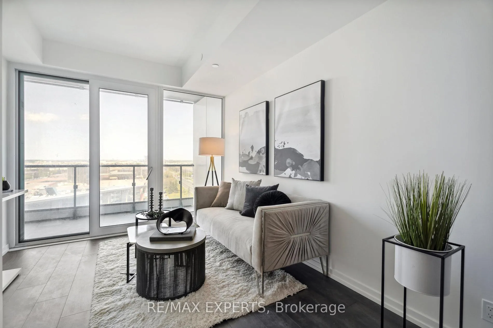 Photo 19 of Unit 907, 7890 Jane Street, Vaughan, Vaughan Corporate Centre — HOMEH