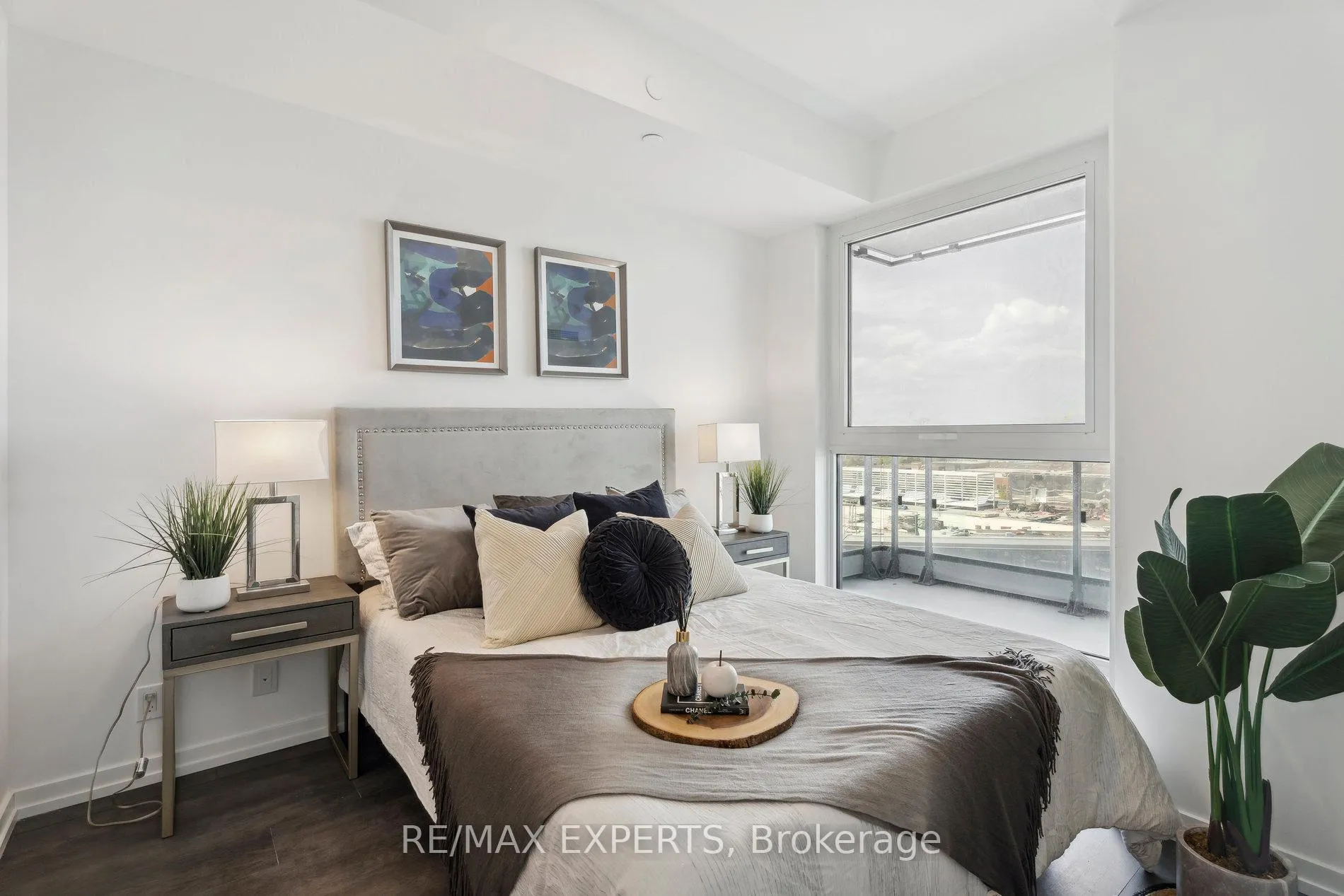 Photo 23 of Unit 907, 7890 Jane Street, Vaughan, Vaughan Corporate Centre — HOMEH
