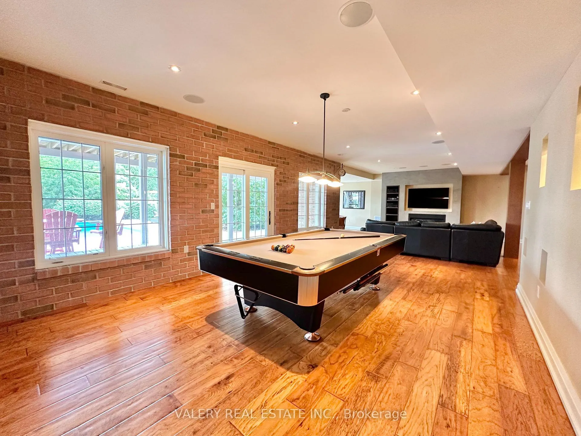 Photo 25 of 13 Classic Drive N, Brampton, Credit Valley — HOMEH