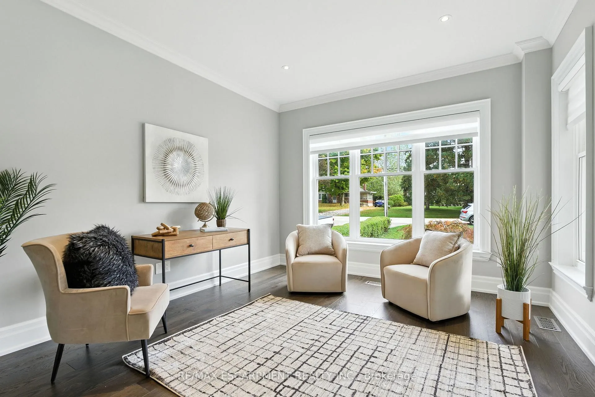 Photo 7 of 391 Patricia Drive, Burlington, Bayview — HOMEH