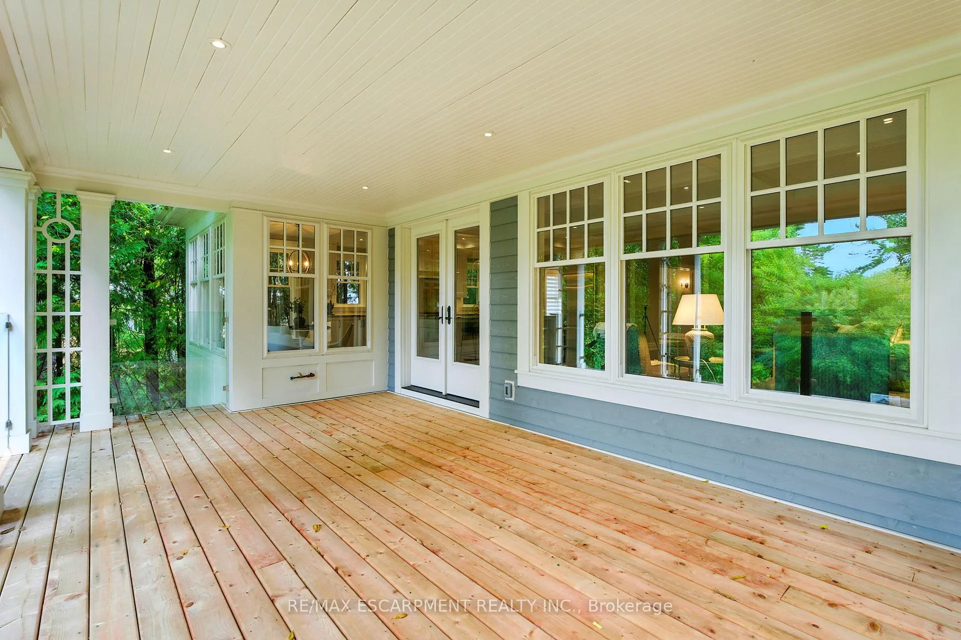 Photo 19 of 391 Patricia Drive, Burlington, Bayview — HOMEH