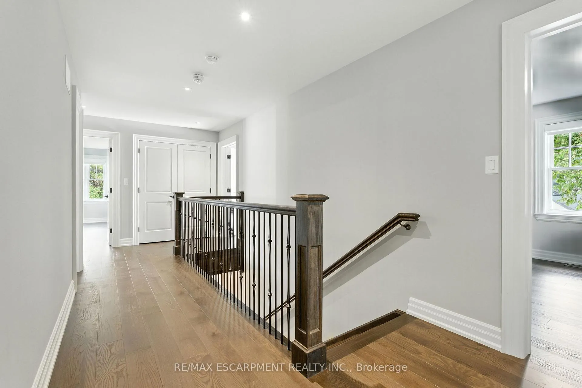 Photo 23 of 391 Patricia Drive, Burlington, Bayview — HOMEH