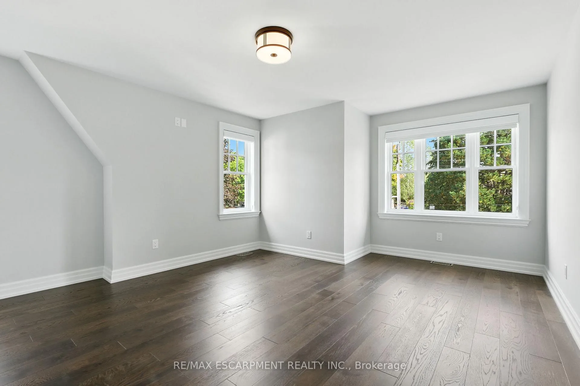 Photo 29 of 391 Patricia Drive, Burlington, Bayview — HOMEH