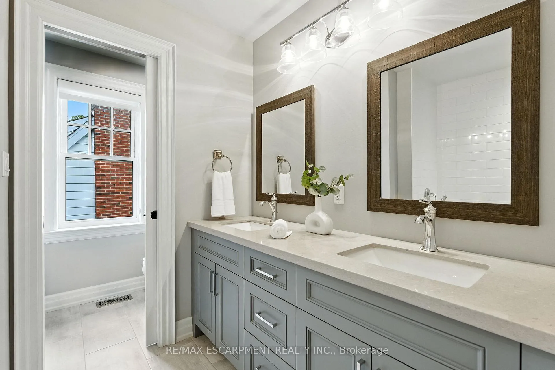 Photo 34 of 391 Patricia Drive, Burlington, Bayview — HOMEH