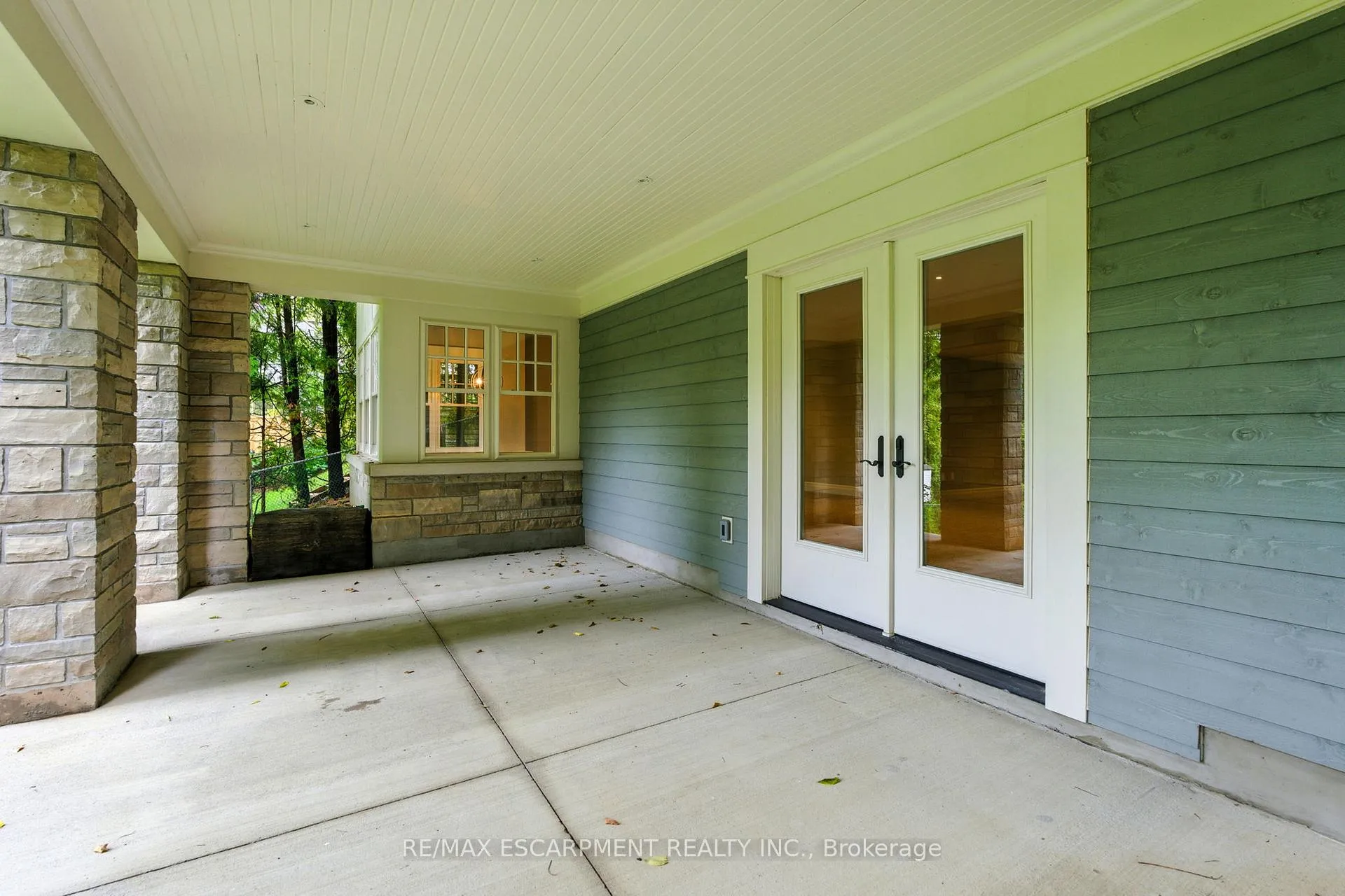 Photo 42 of 391 Patricia Drive, Burlington, Bayview — HOMEH