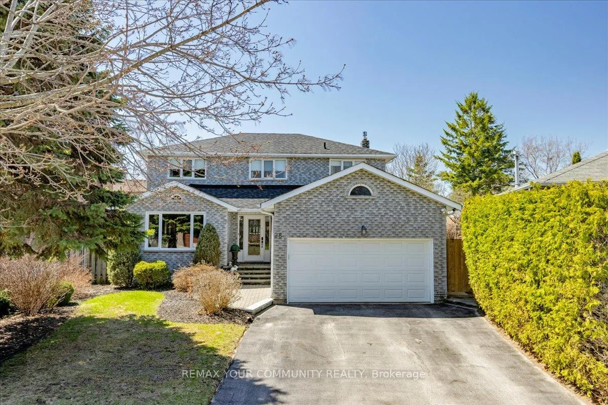 Photo 1 of 28 Camrose Drive, Georgina, Keswick South — HOMEH