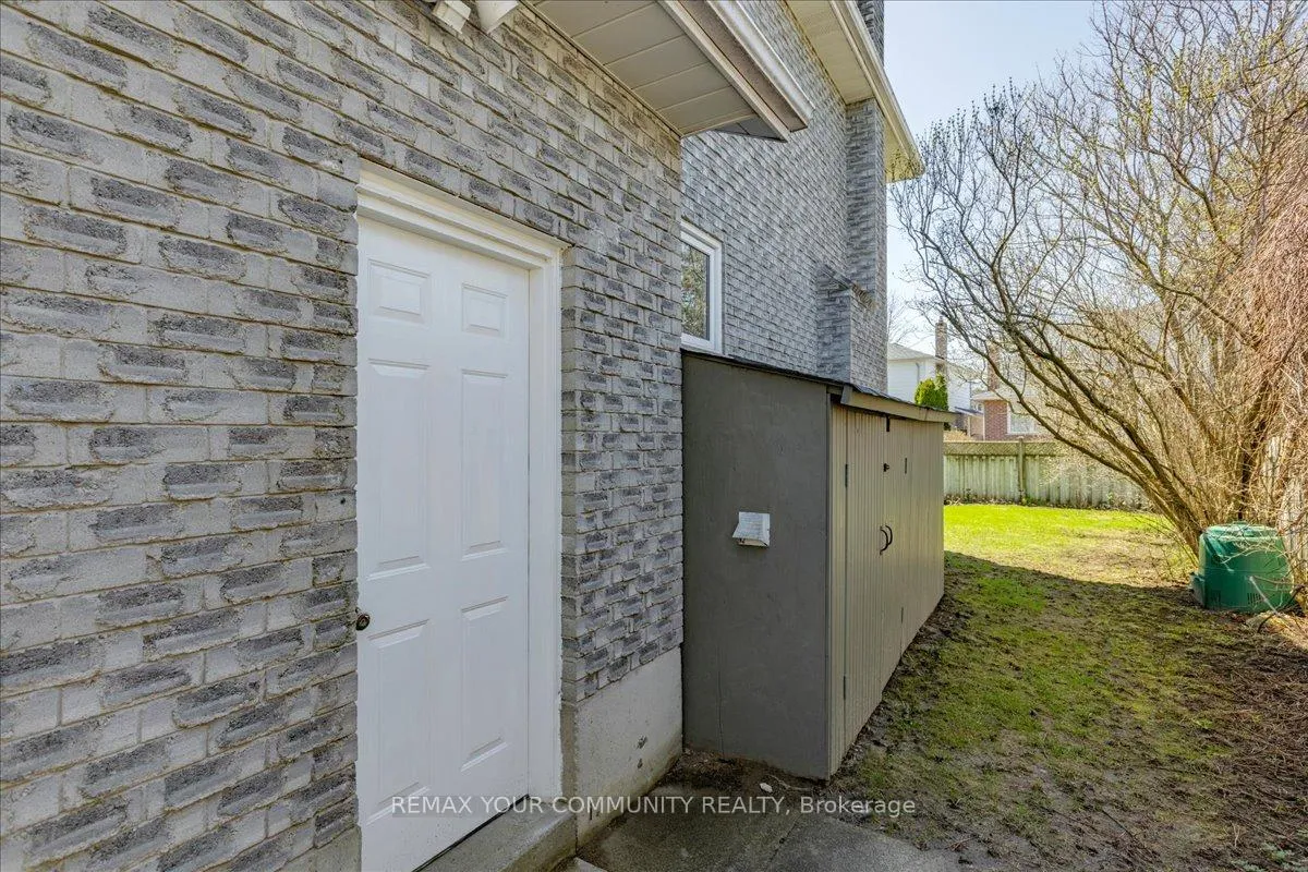 Photo 37 of 28 Camrose Drive, Georgina, Keswick South — HOMEH