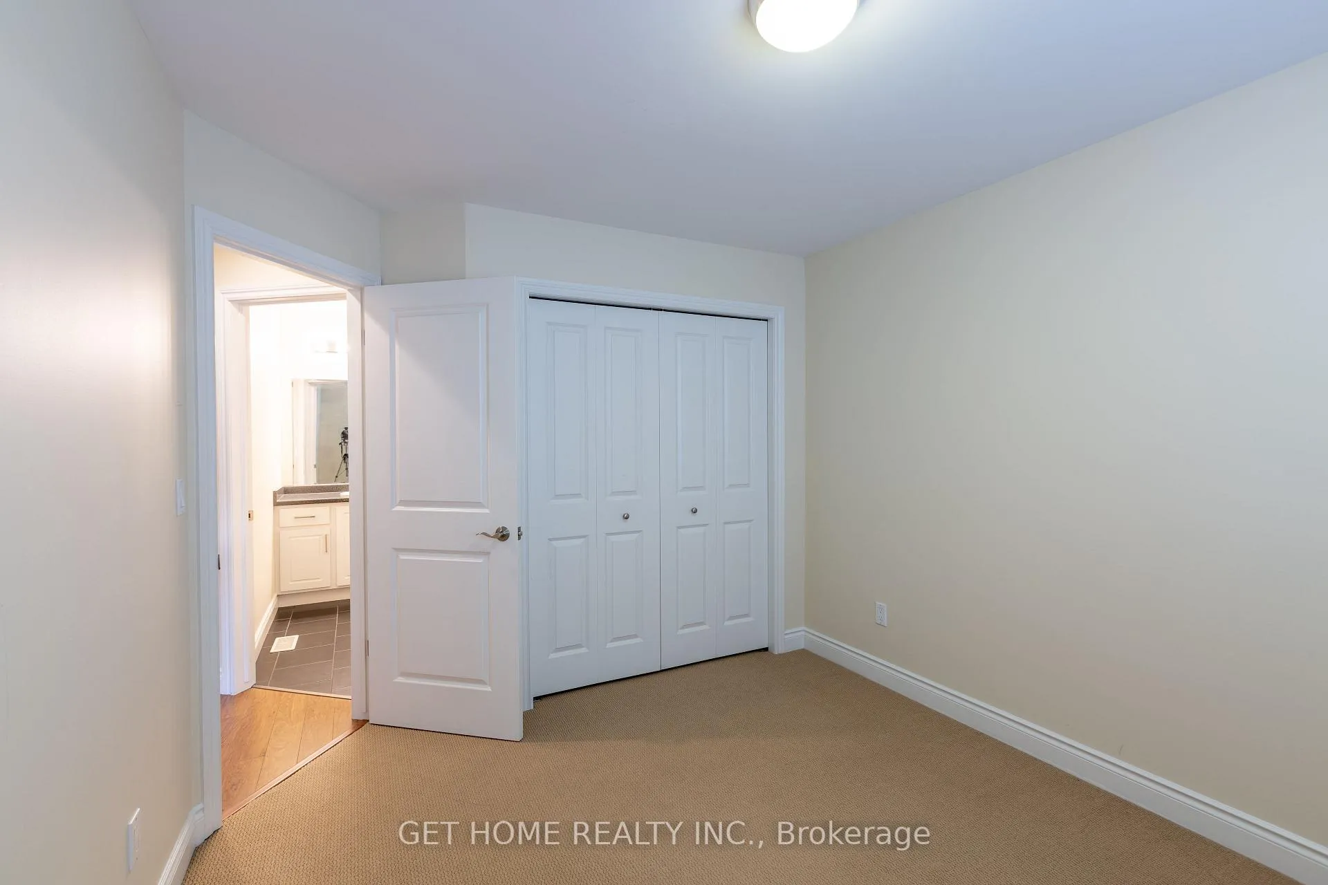 Photo 17 of 1364 Matthews Crescent, Lakeshore — HOMEH