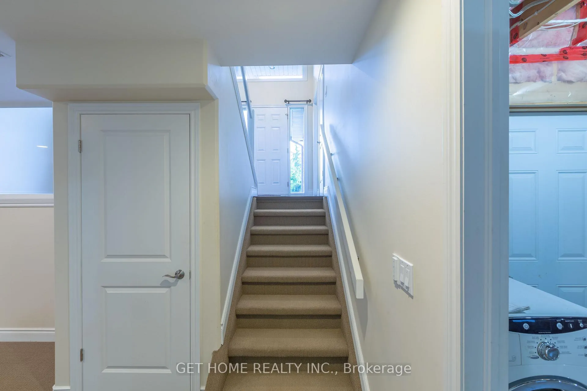 Photo 19 of 1364 Matthews Crescent, Lakeshore — HOMEH