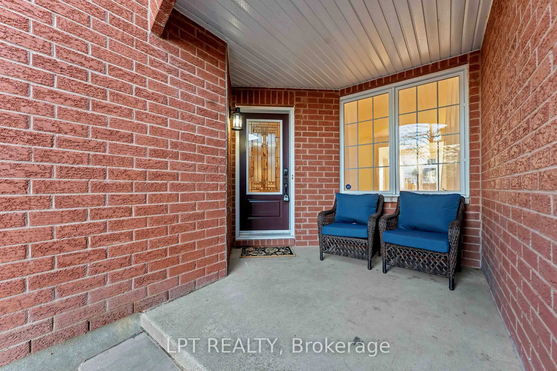 Photo 3 of 49 Pennard Way, Ottawa, Hunt Club Park/Greenboro — HOMEH
