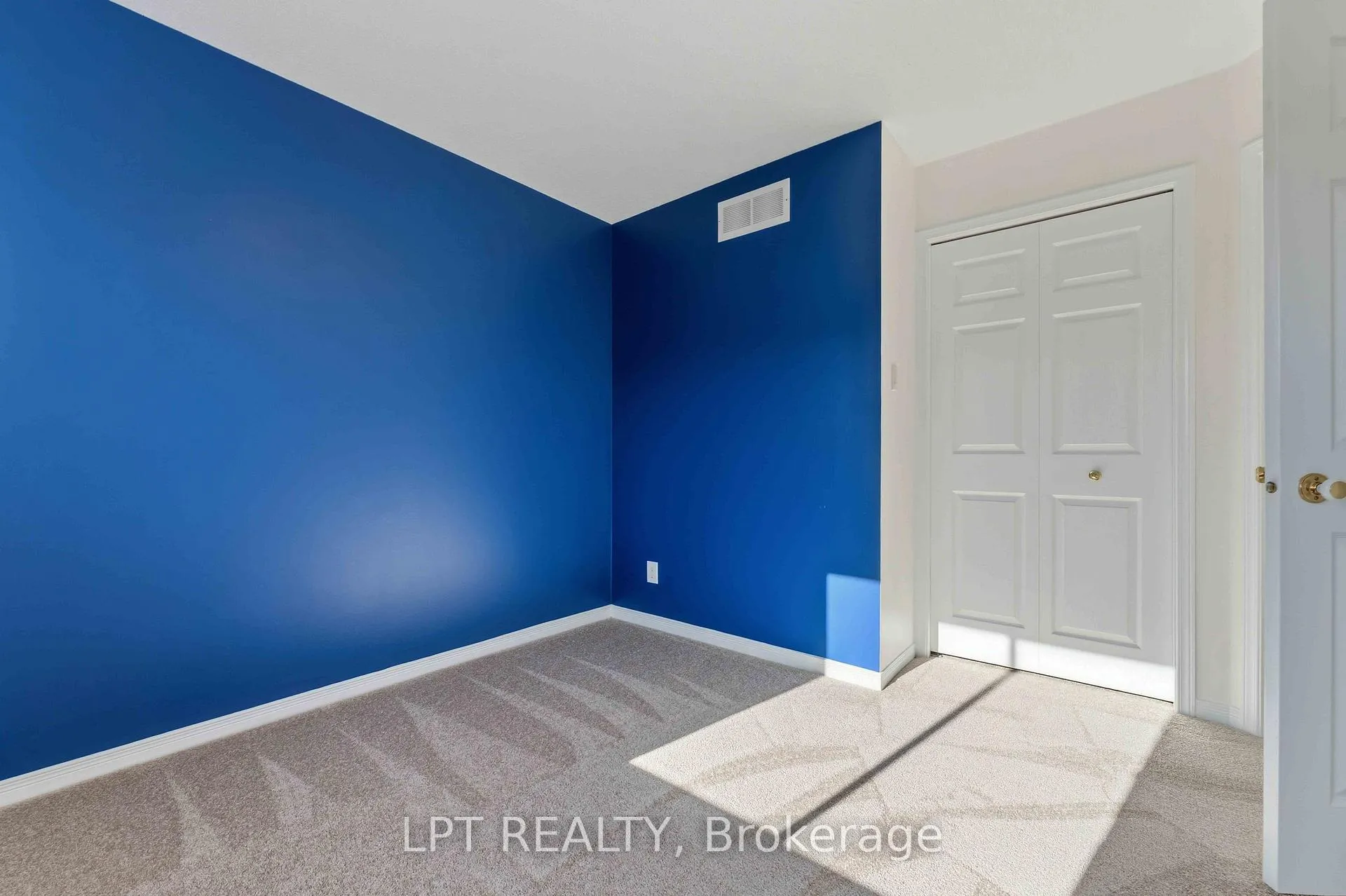 Photo 23 of 49 Pennard Way, Ottawa, Hunt Club Park/Greenboro — HOMEH