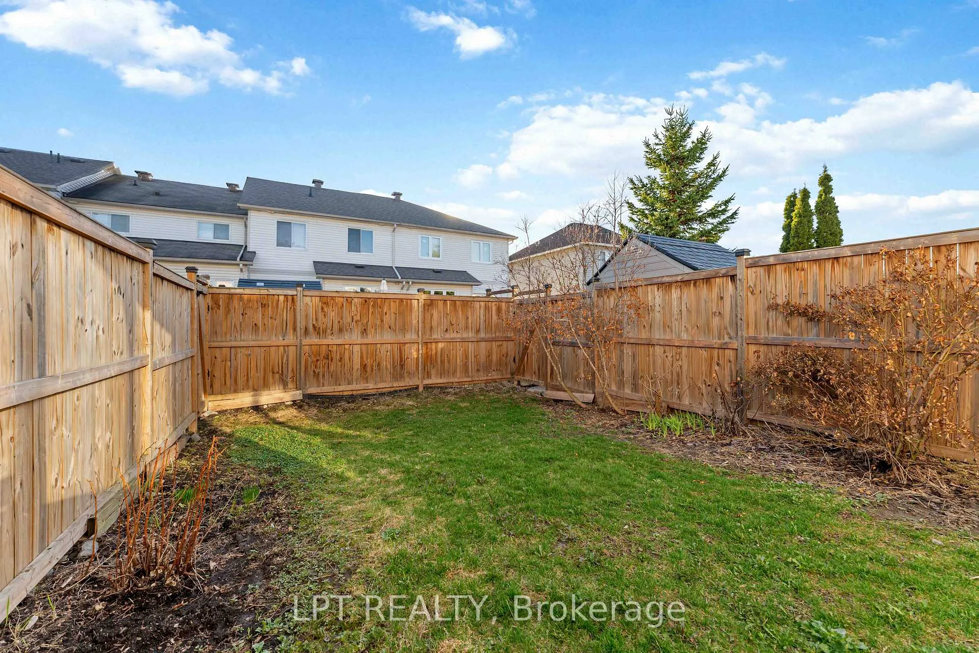Photo 26 of 49 Pennard Way, Ottawa, Hunt Club Park/Greenboro — HOMEH