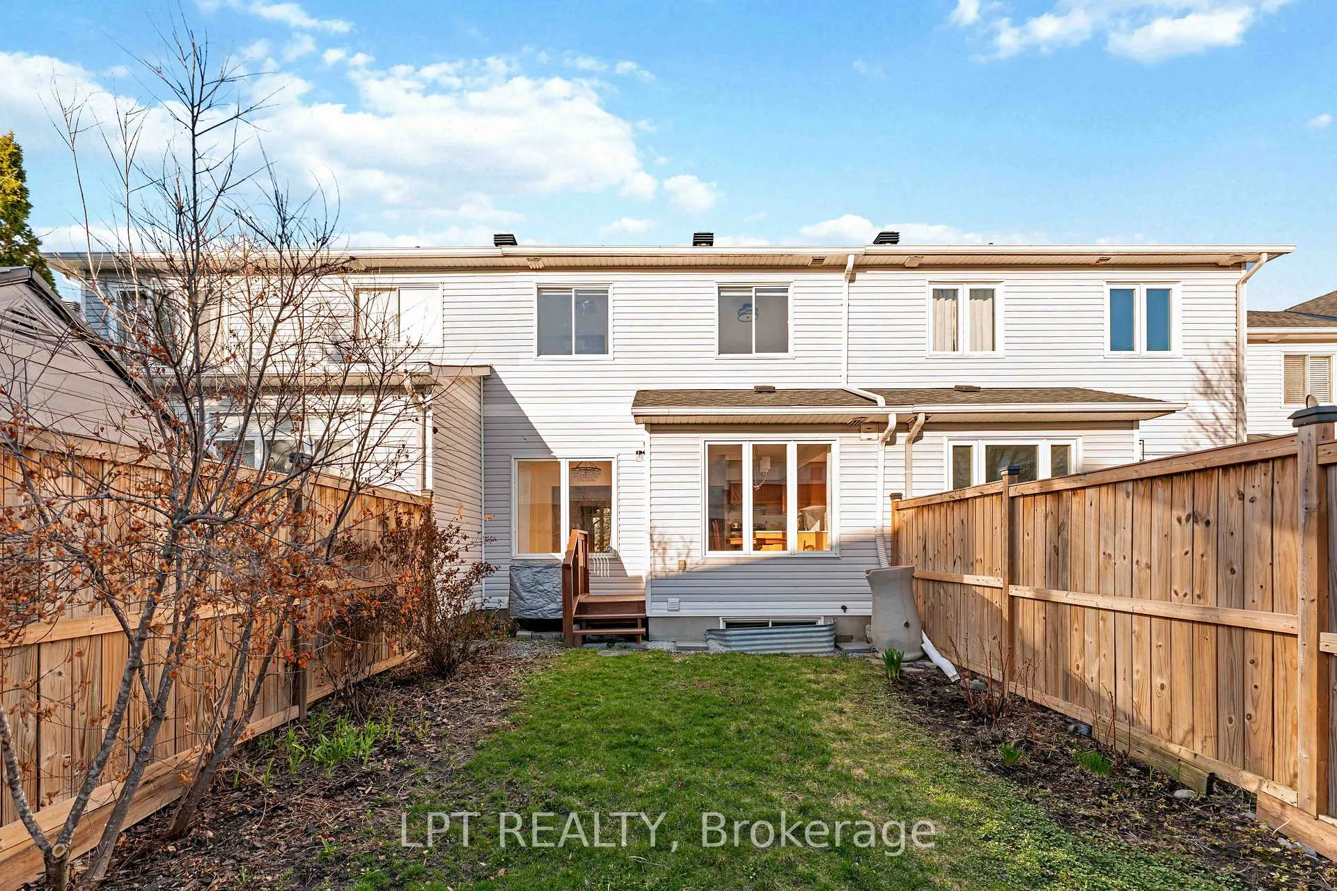 Photo 27 of 49 Pennard Way, Ottawa, Hunt Club Park/Greenboro — HOMEH