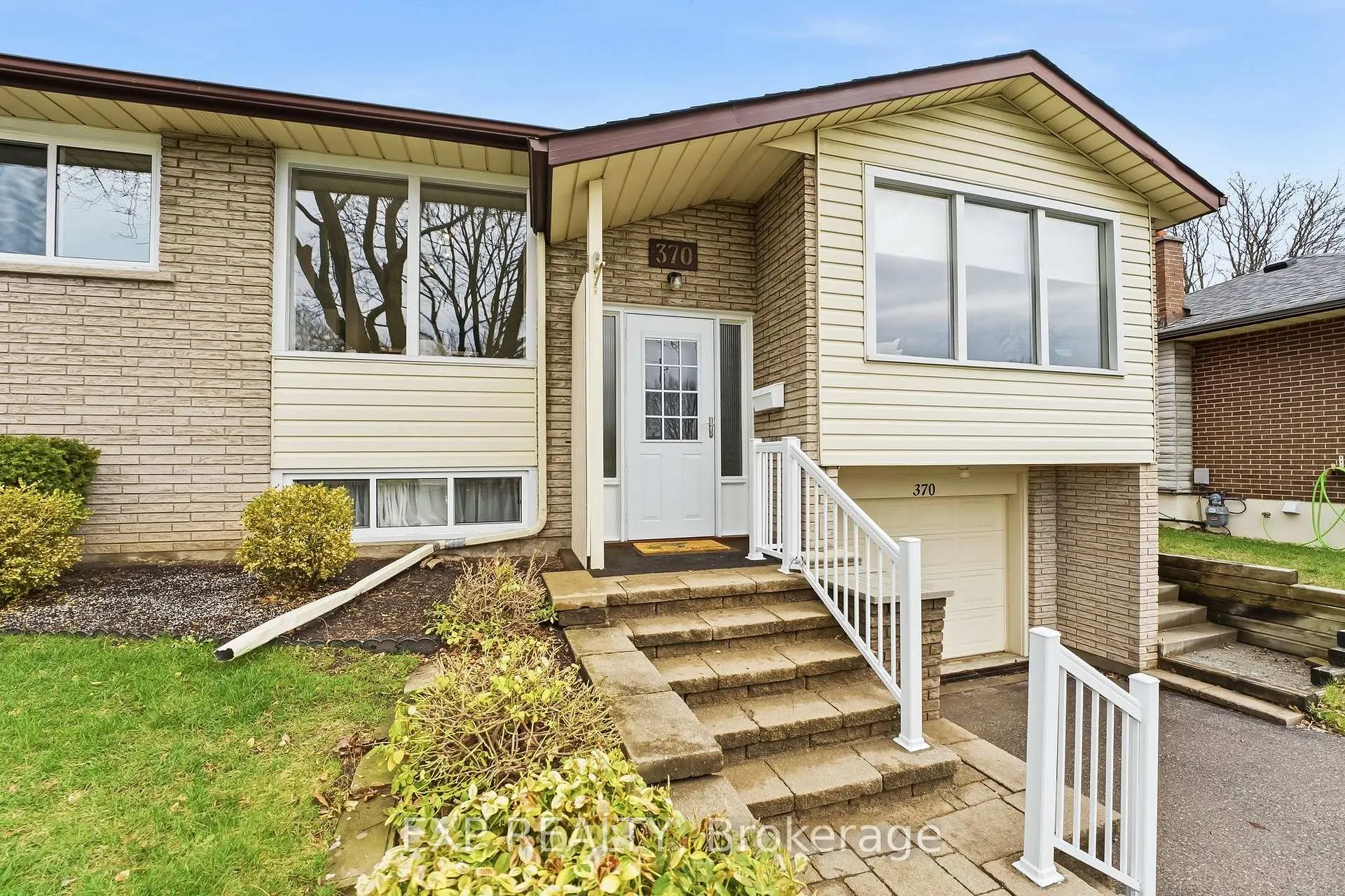 Photo 5 of 370 Hillcroft Street, Oshawa, O'Neill — HOMEH