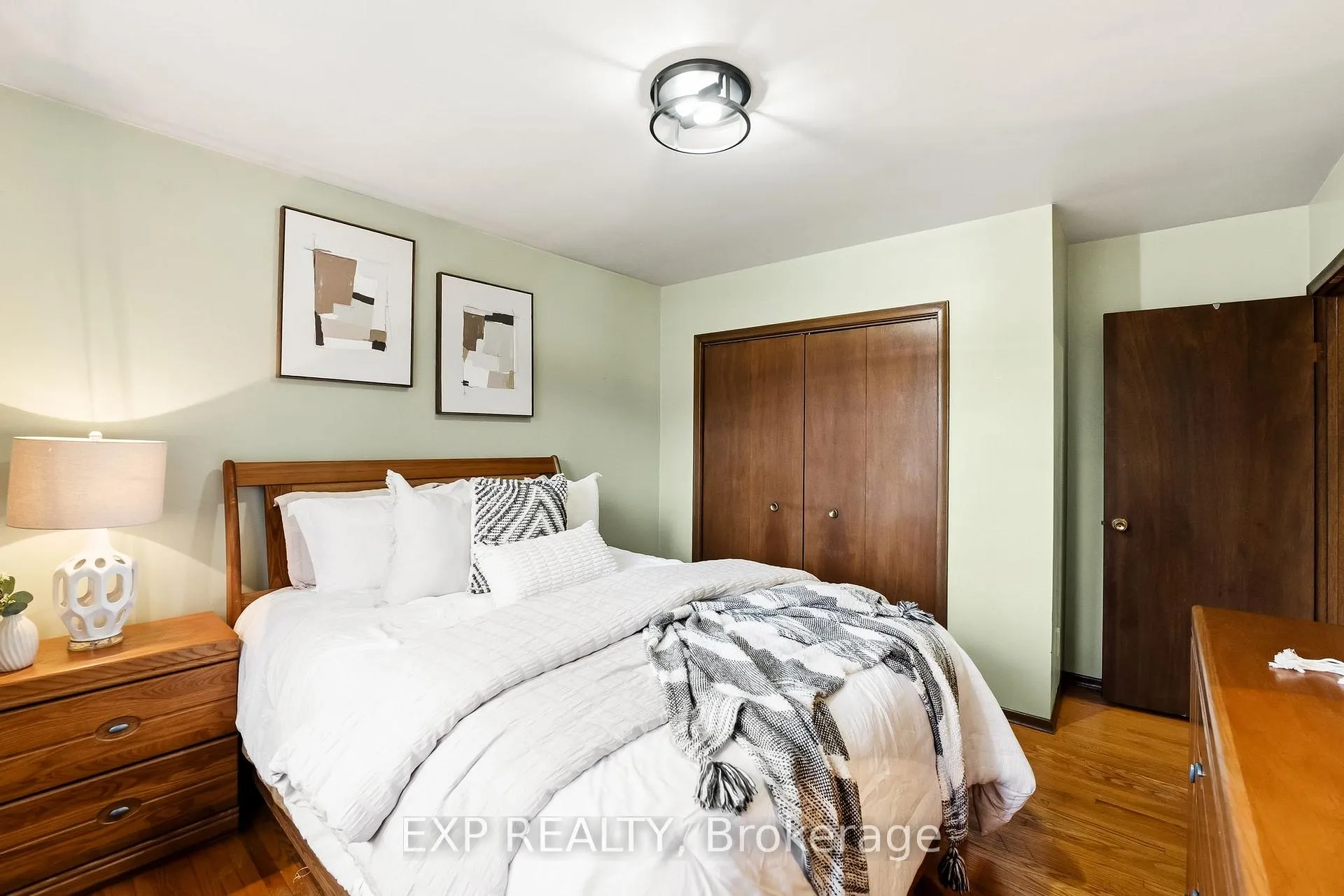 Photo 25 of 370 Hillcroft Street, Oshawa, O'Neill — HOMEH