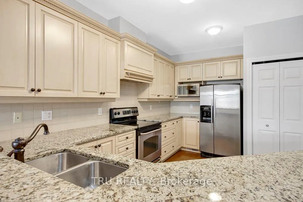 Photo 7 of 108 Villageview Private, Ottawa, Carp — HOMEH
