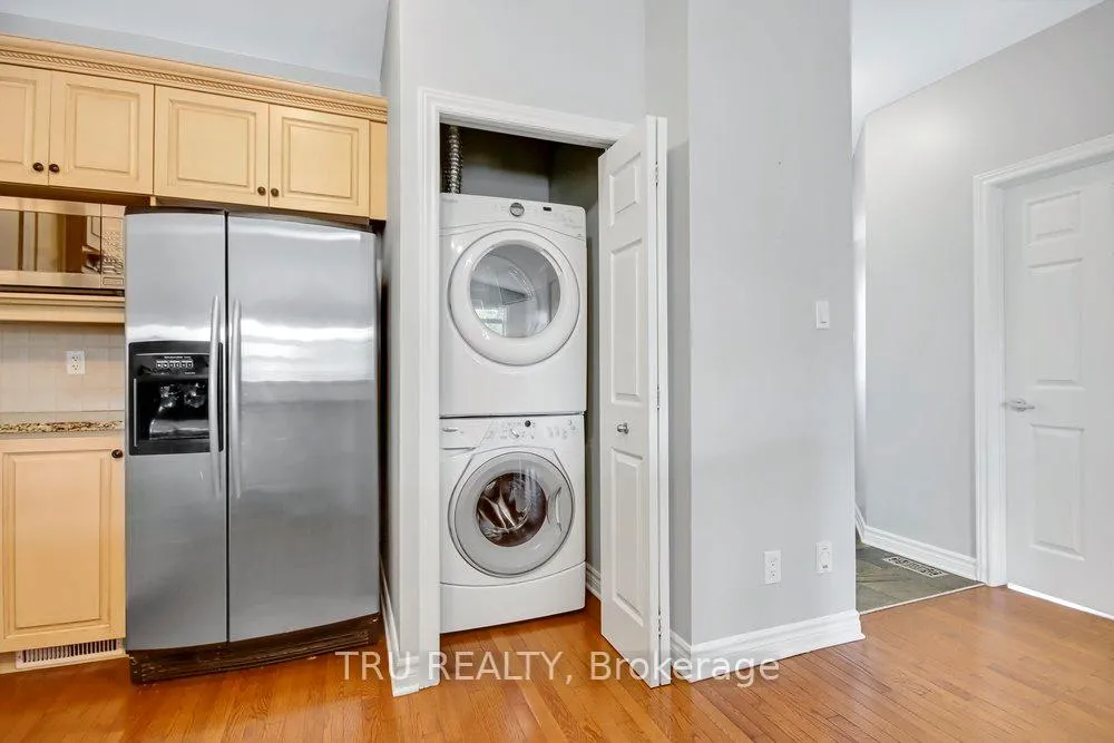 Photo 9 of 108 Villageview Private, Ottawa, Carp — HOMEH
