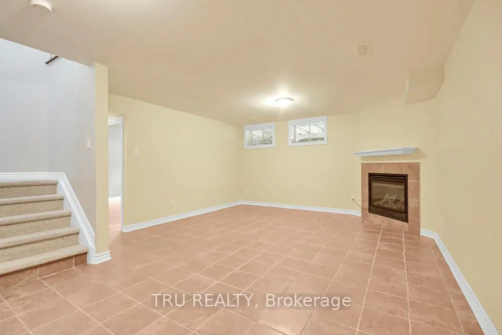 Photo 28 of 108 Villageview Private, Ottawa, Carp — HOMEH